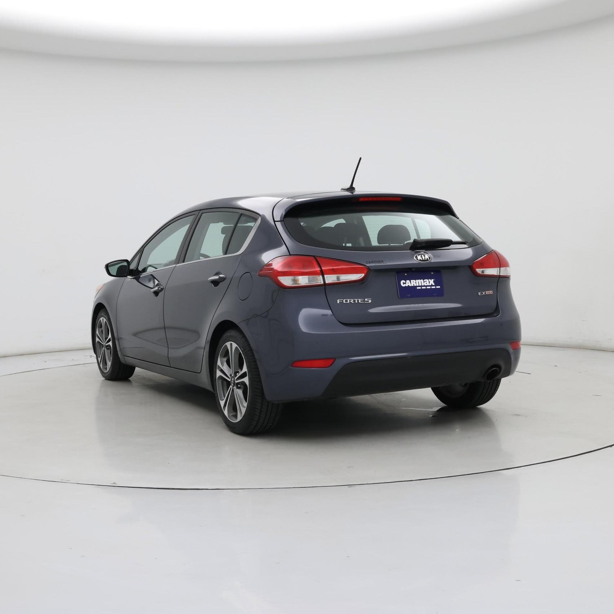 Thumbnail: 2016 Kia Forte - 2