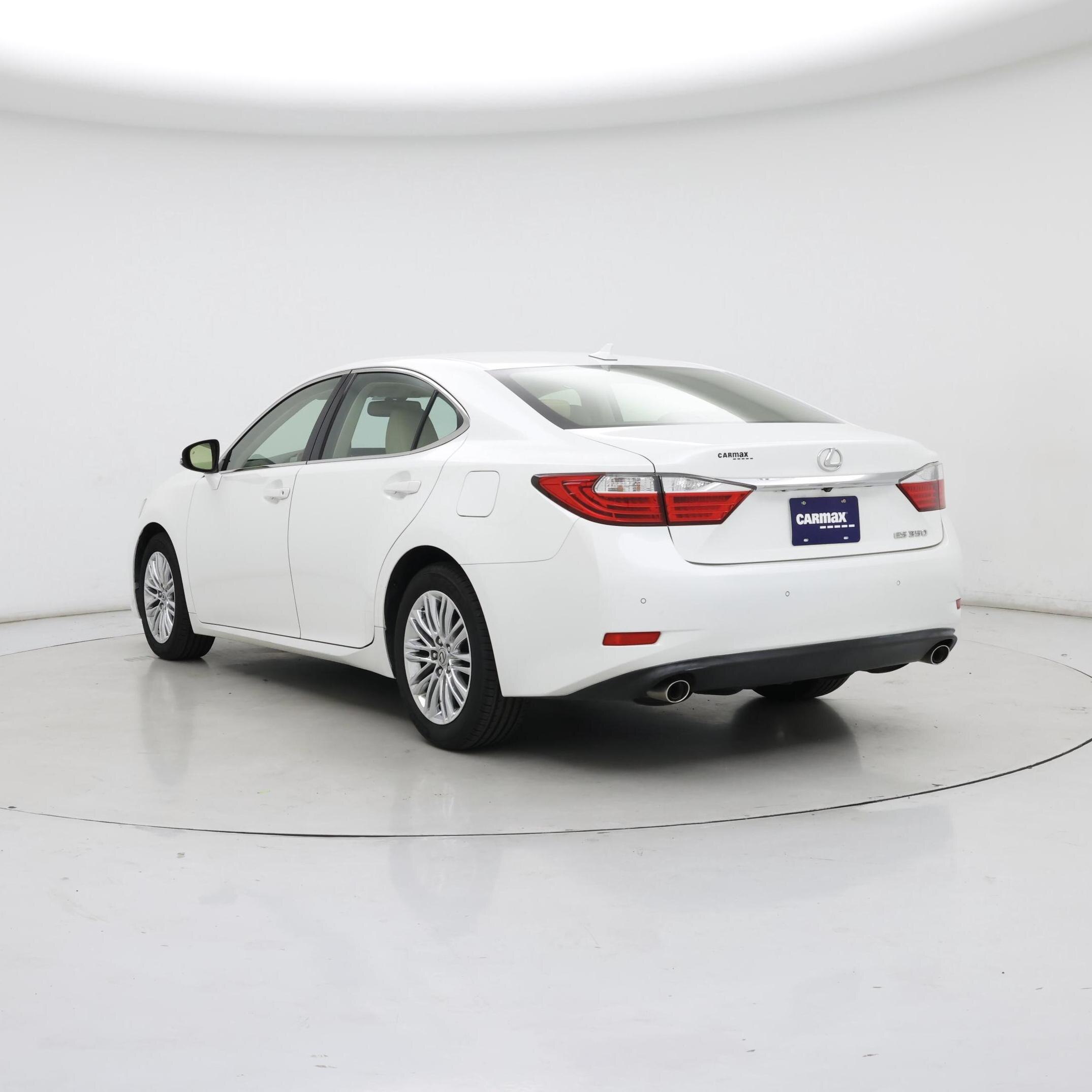 Thumbnail: 2013 Lexus ES - 2