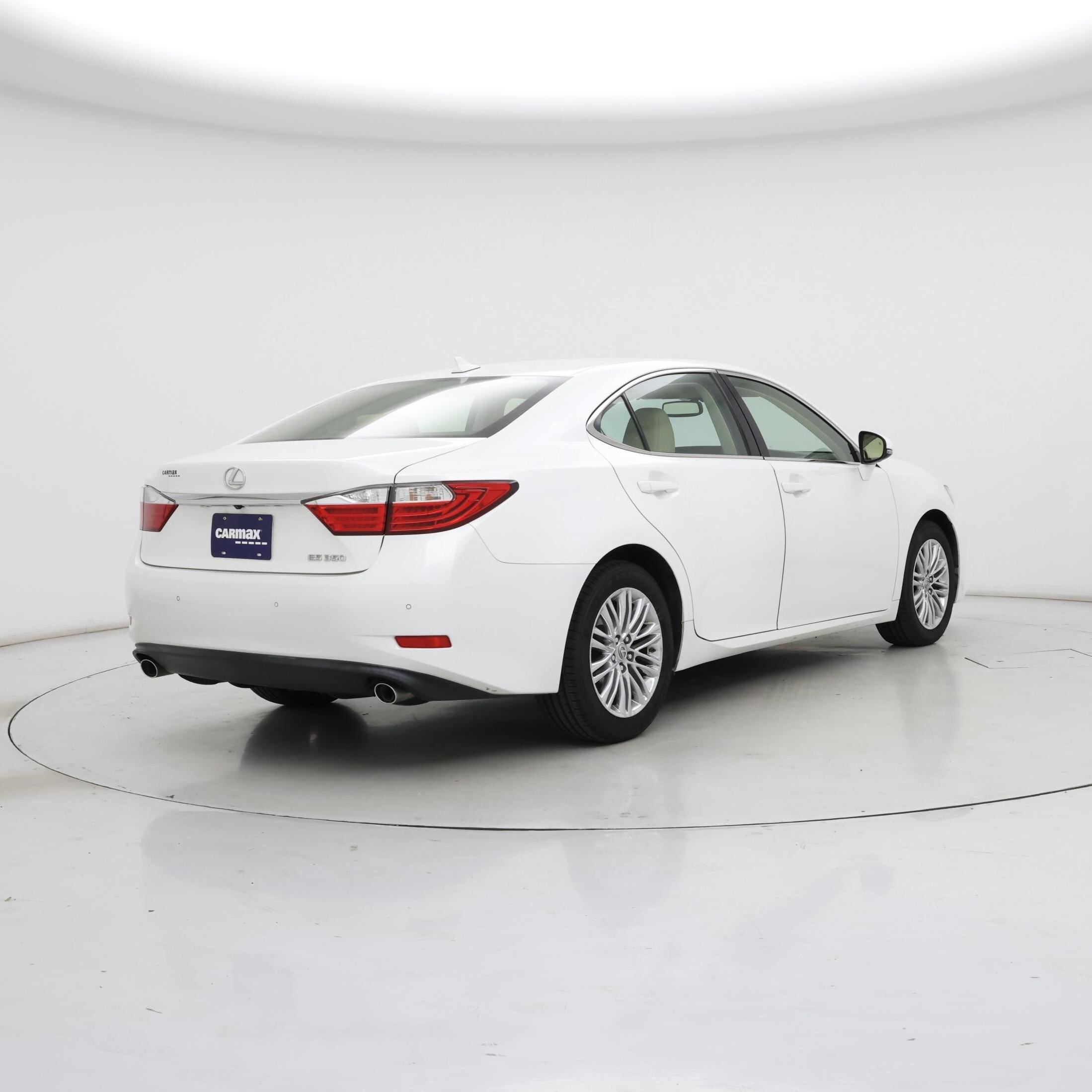 Thumbnail: 2013 Lexus ES - 8