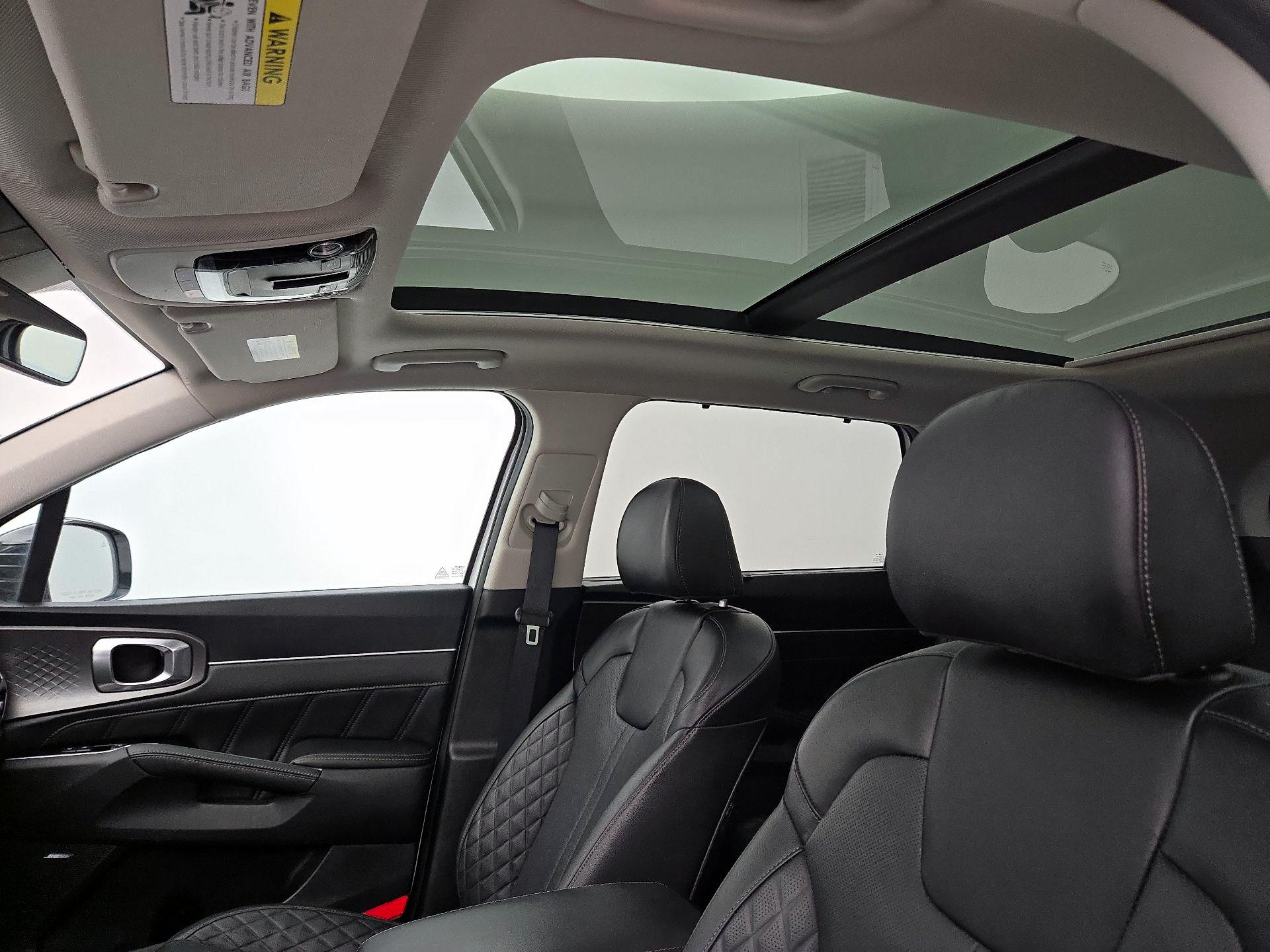 Thumbnail: 2023 Kia Sorento - 20