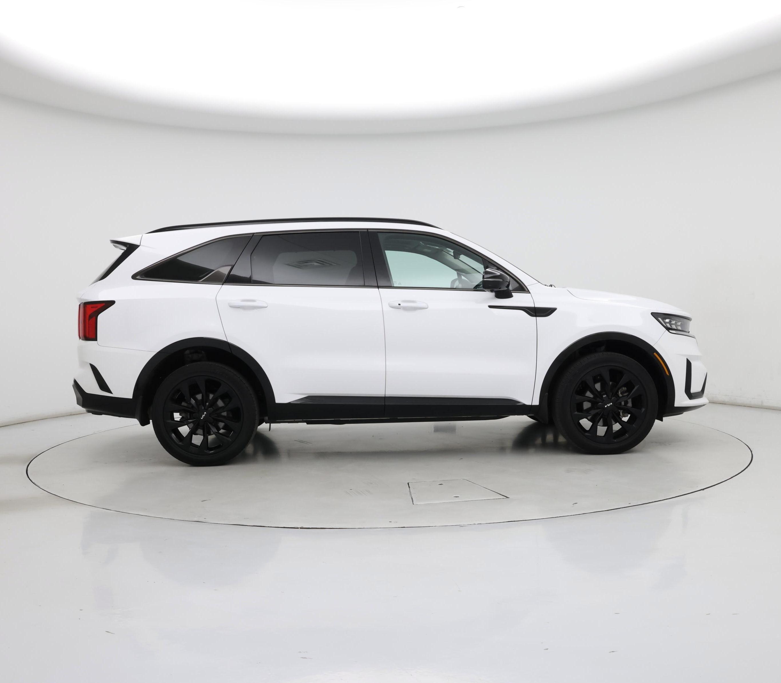 Thumbnail: 2023 Kia Sorento - 7