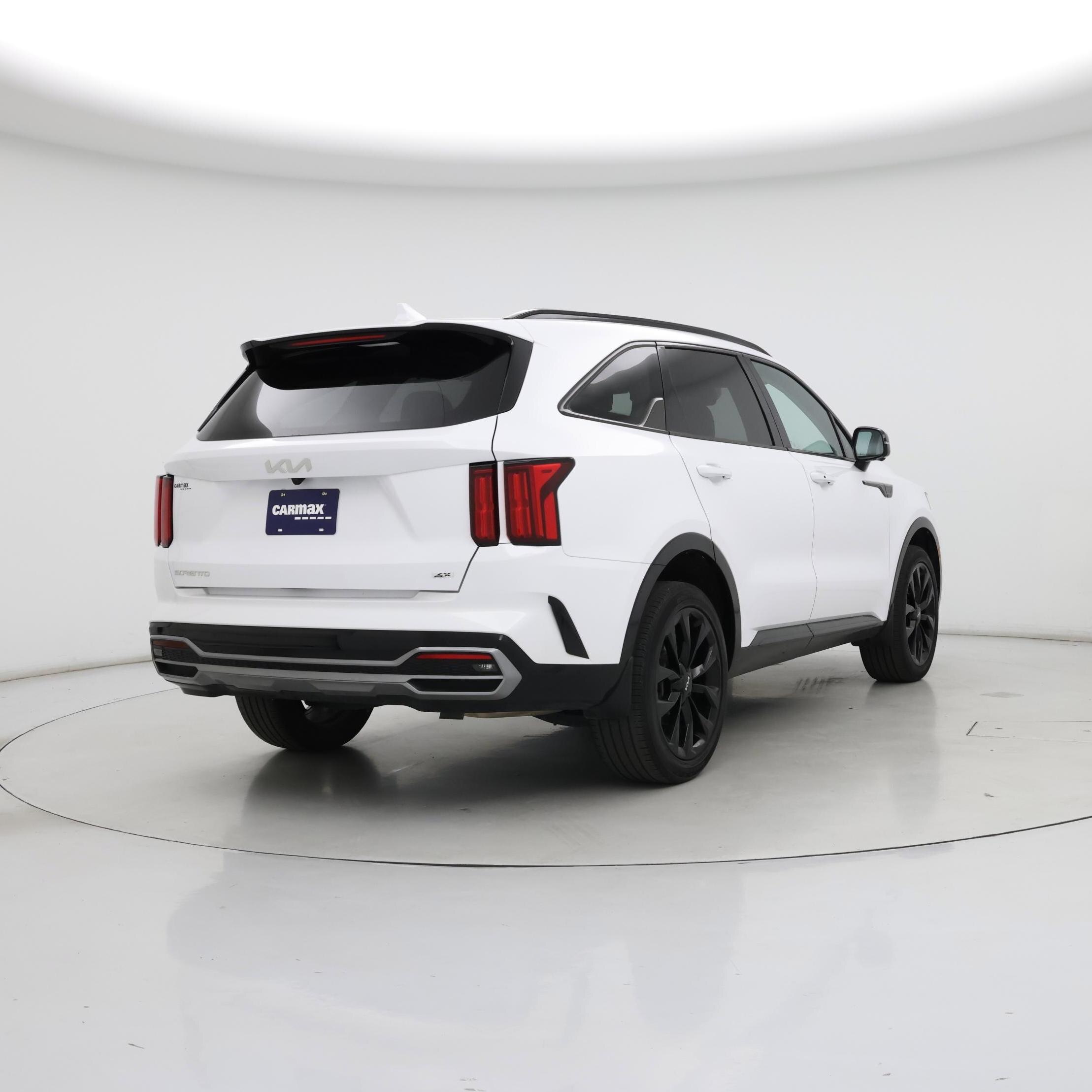 Thumbnail: 2023 Kia Sorento - 8