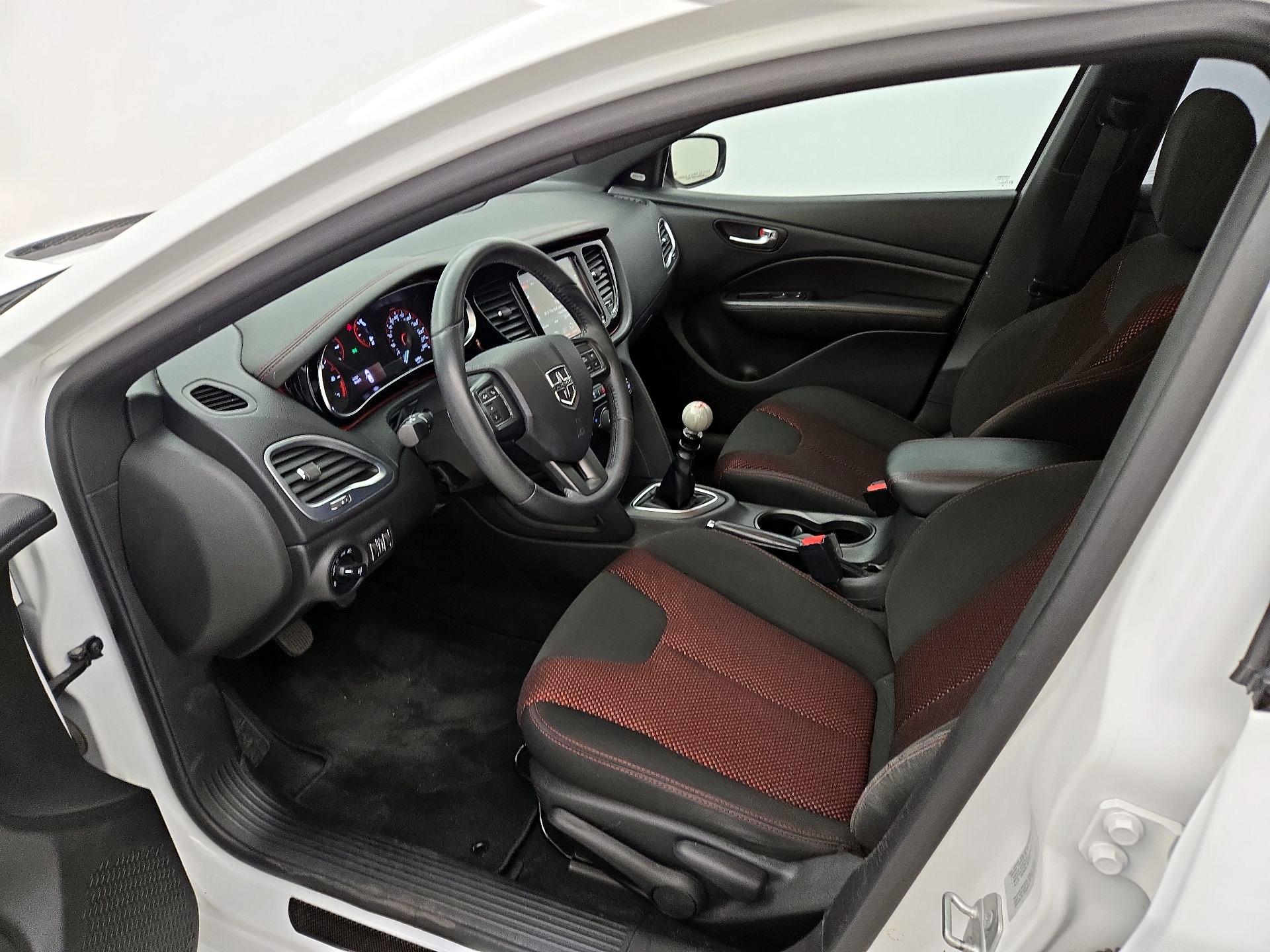 Thumbnail: 2016 Dodge Dart - 11