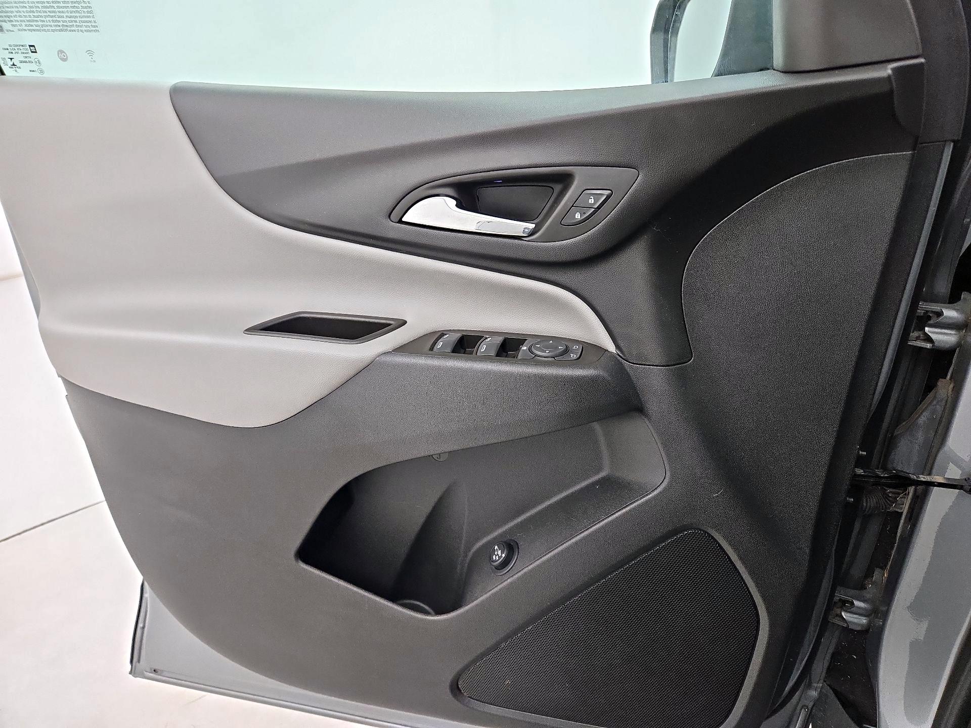 Thumbnail: 2023 Chevrolet Equinox - 12