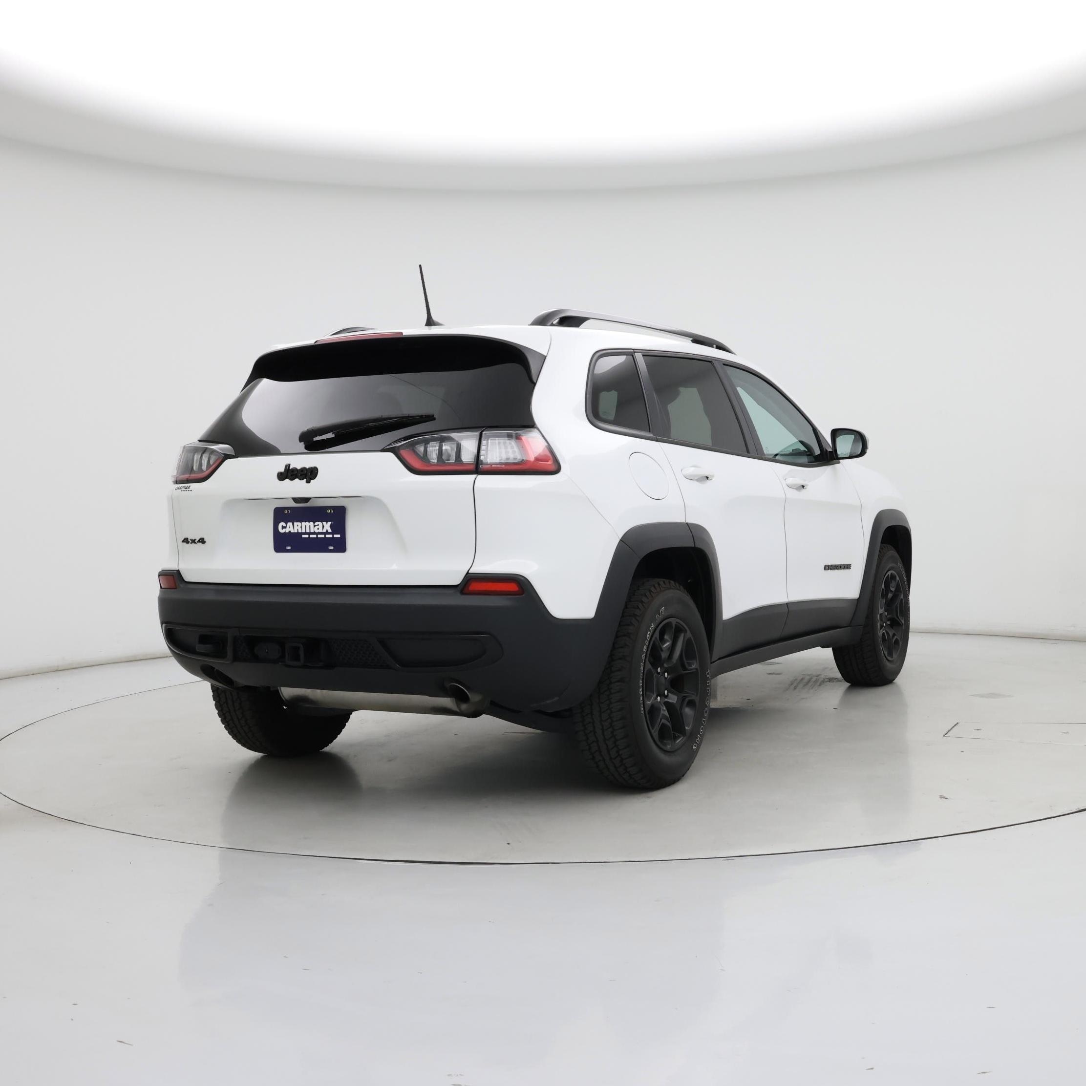 Thumbnail: 2022 Jeep Cherokee - 8