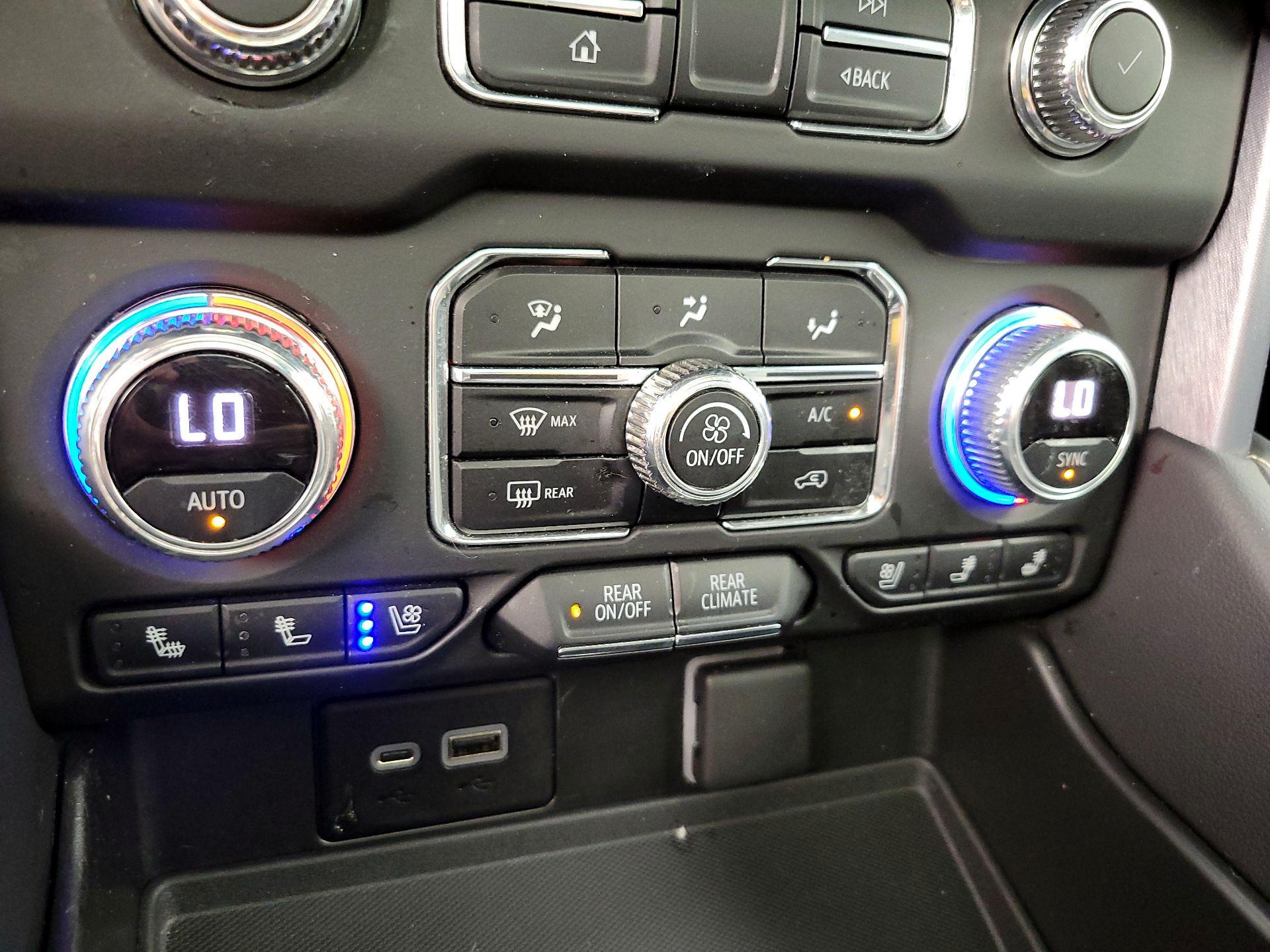 Thumbnail: 2022 GMC Yukon - 17