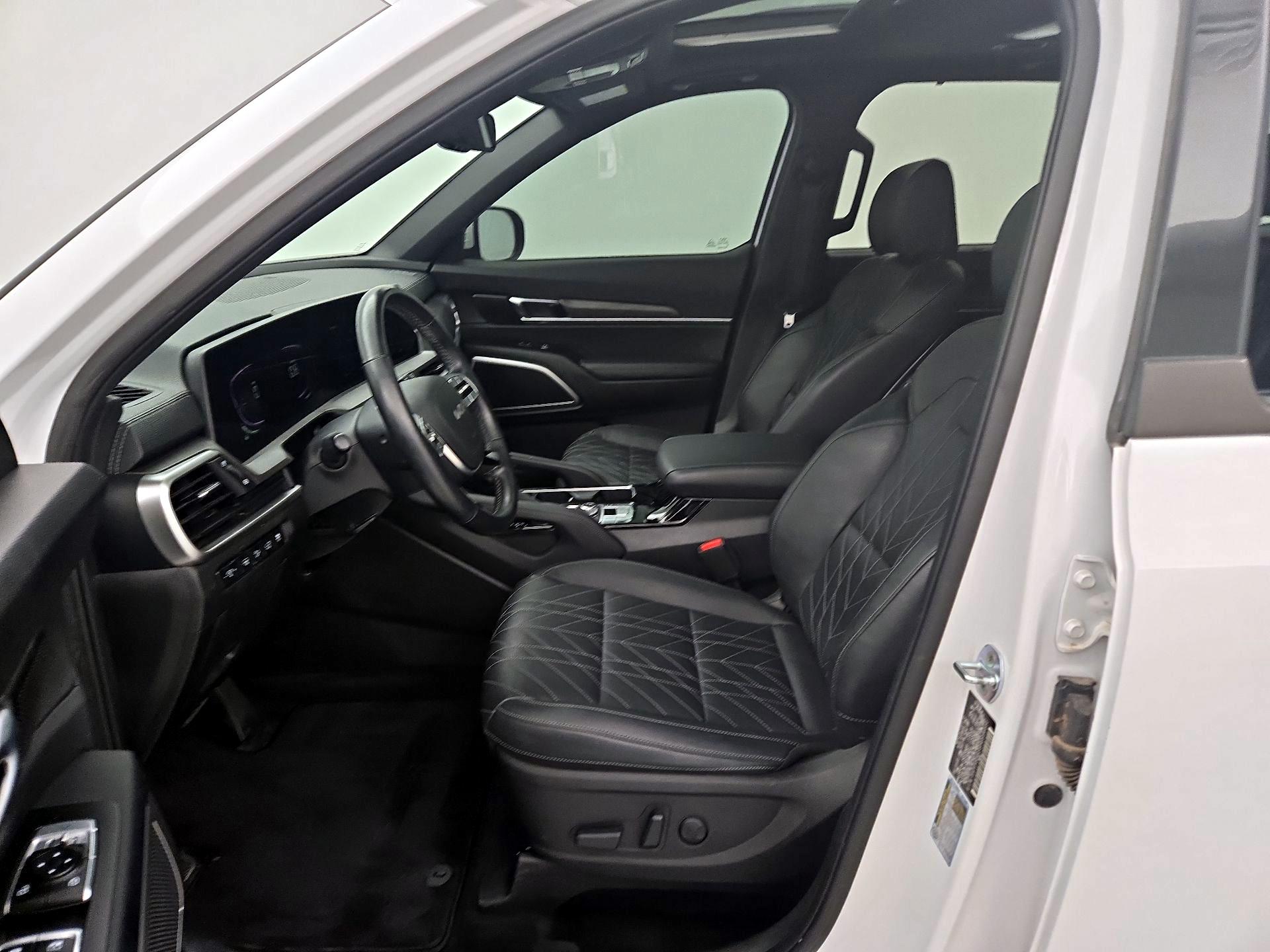 Thumbnail: 2023 Kia Telluride - 11