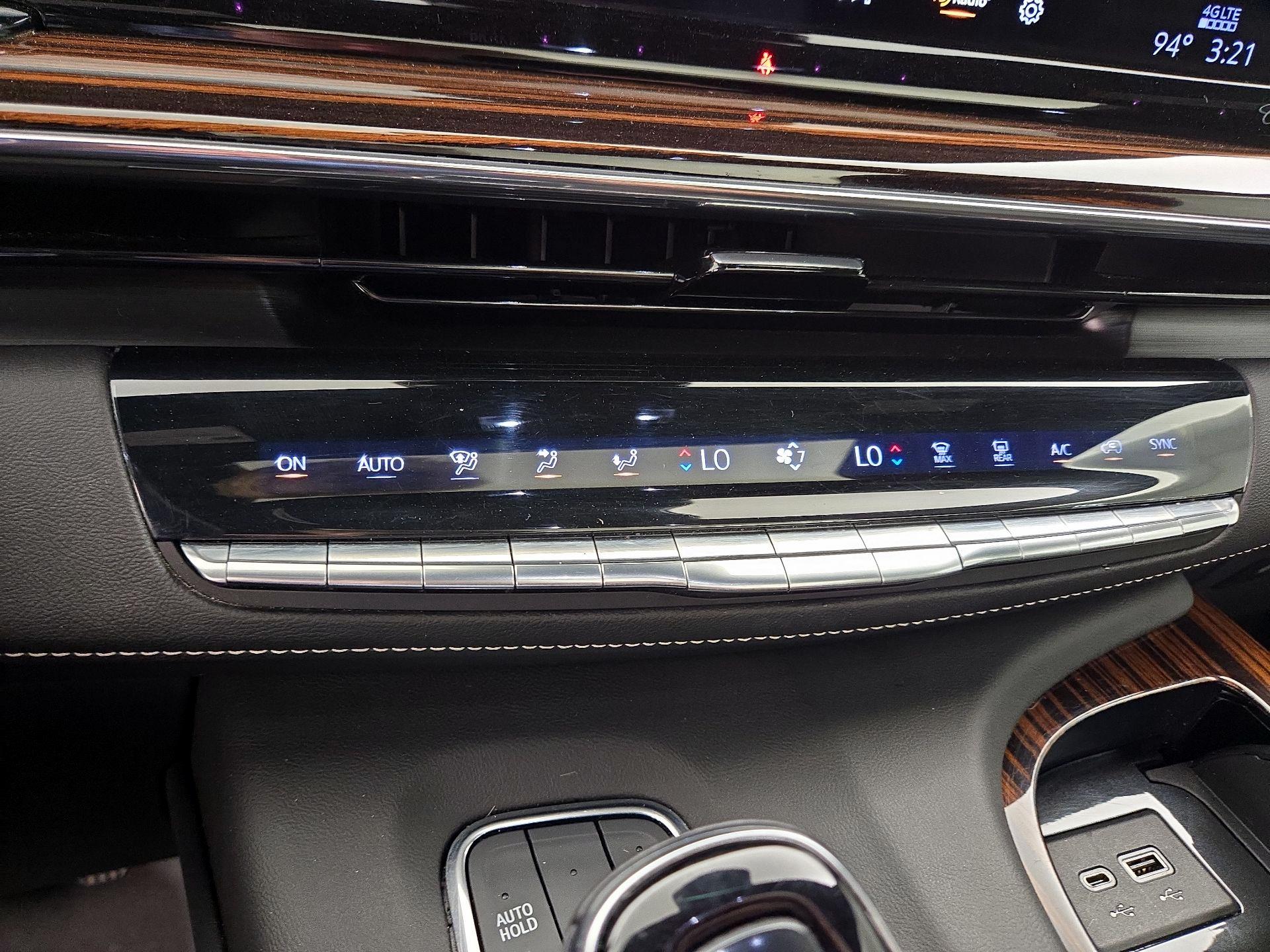 Thumbnail: 2022 Cadillac Escalade - 16