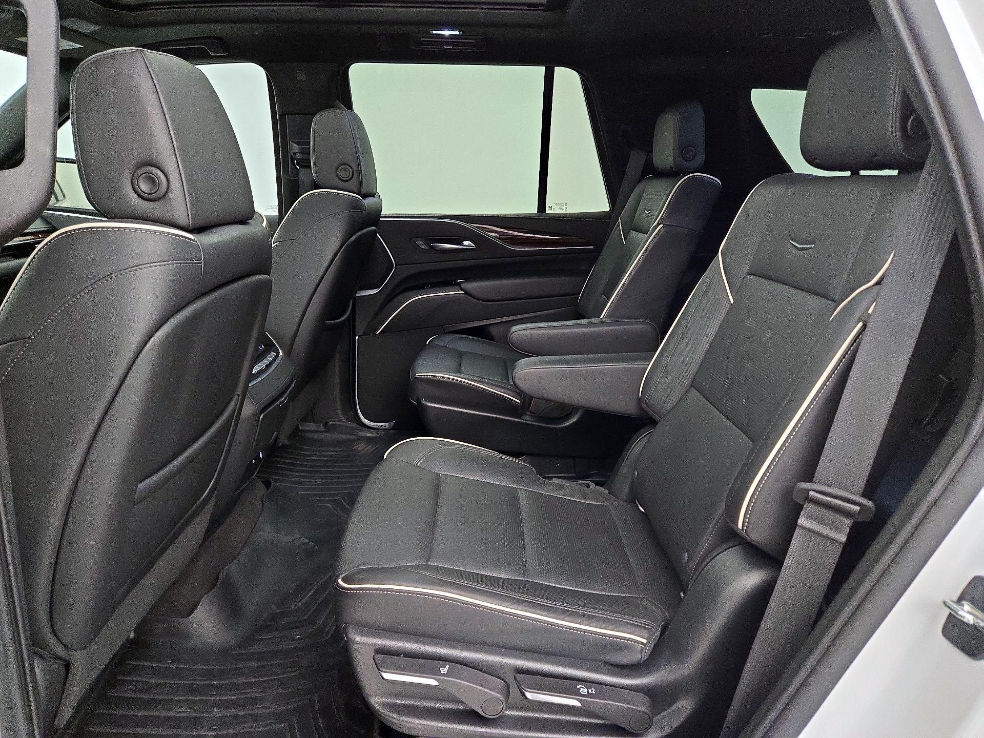 Thumbnail: 2022 Cadillac Escalade - 20