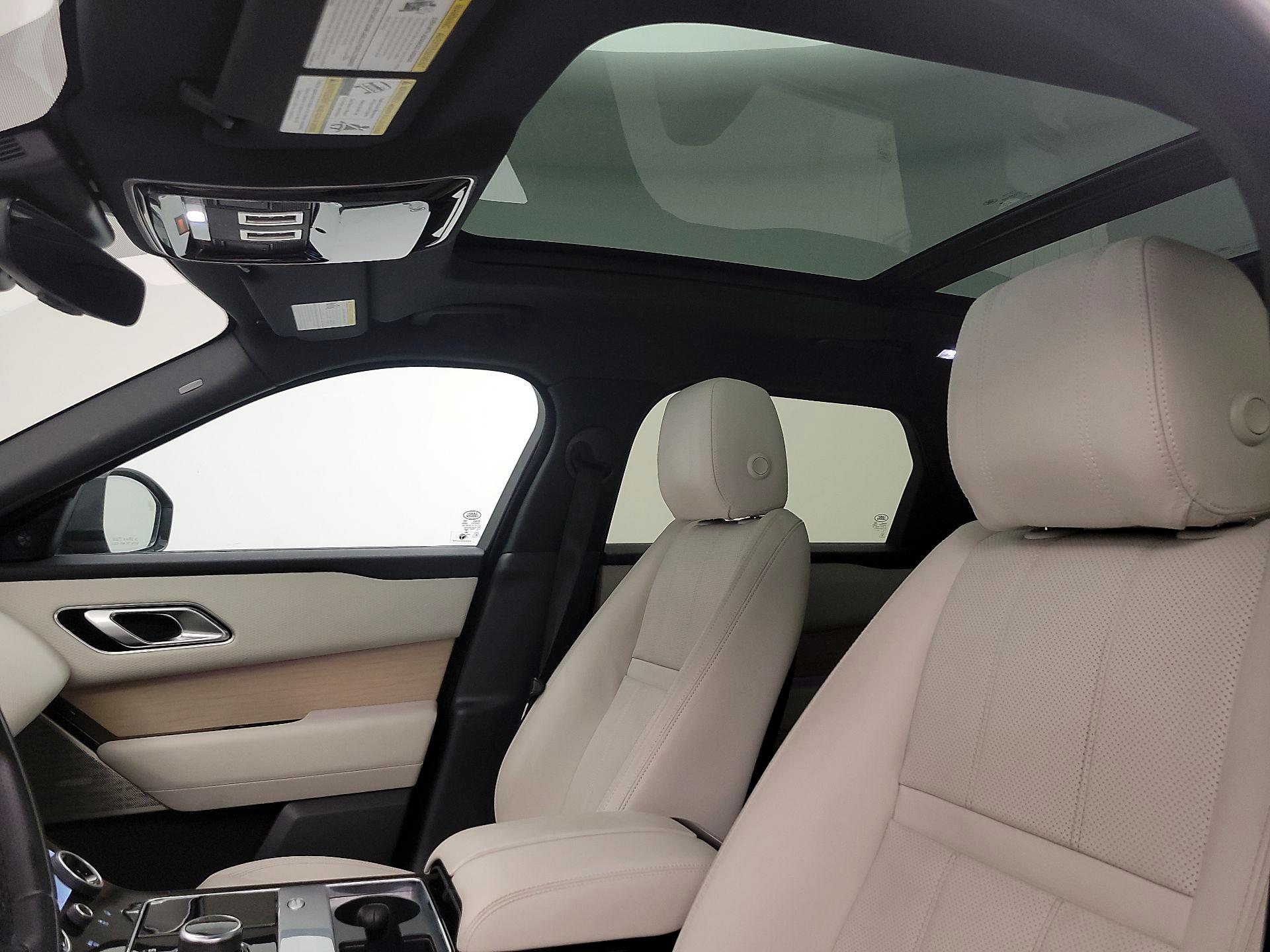 Thumbnail: 2018 Land Rover Range Rover Velar - 19