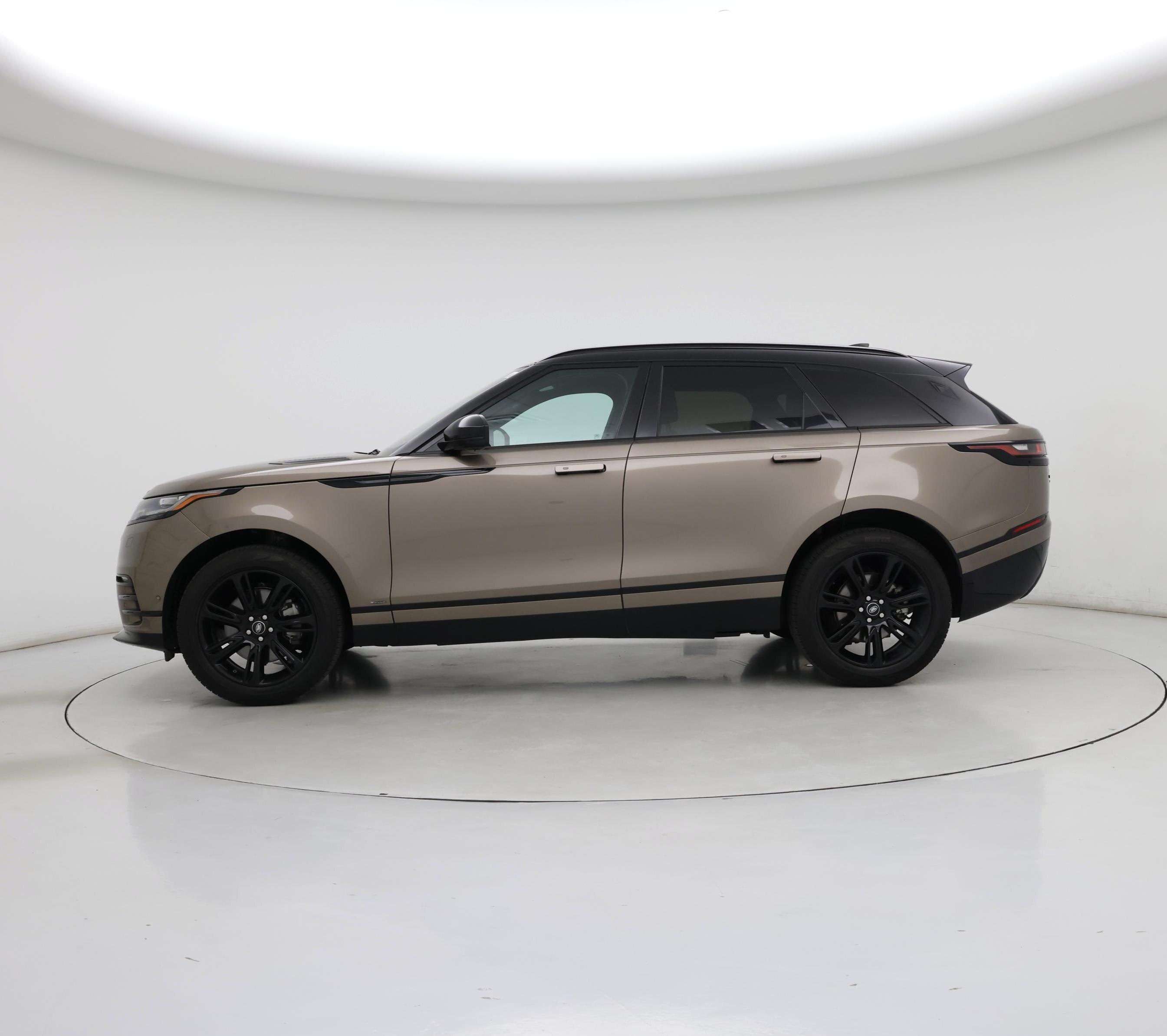 Thumbnail: 2018 Land Rover Range Rover Velar - 3