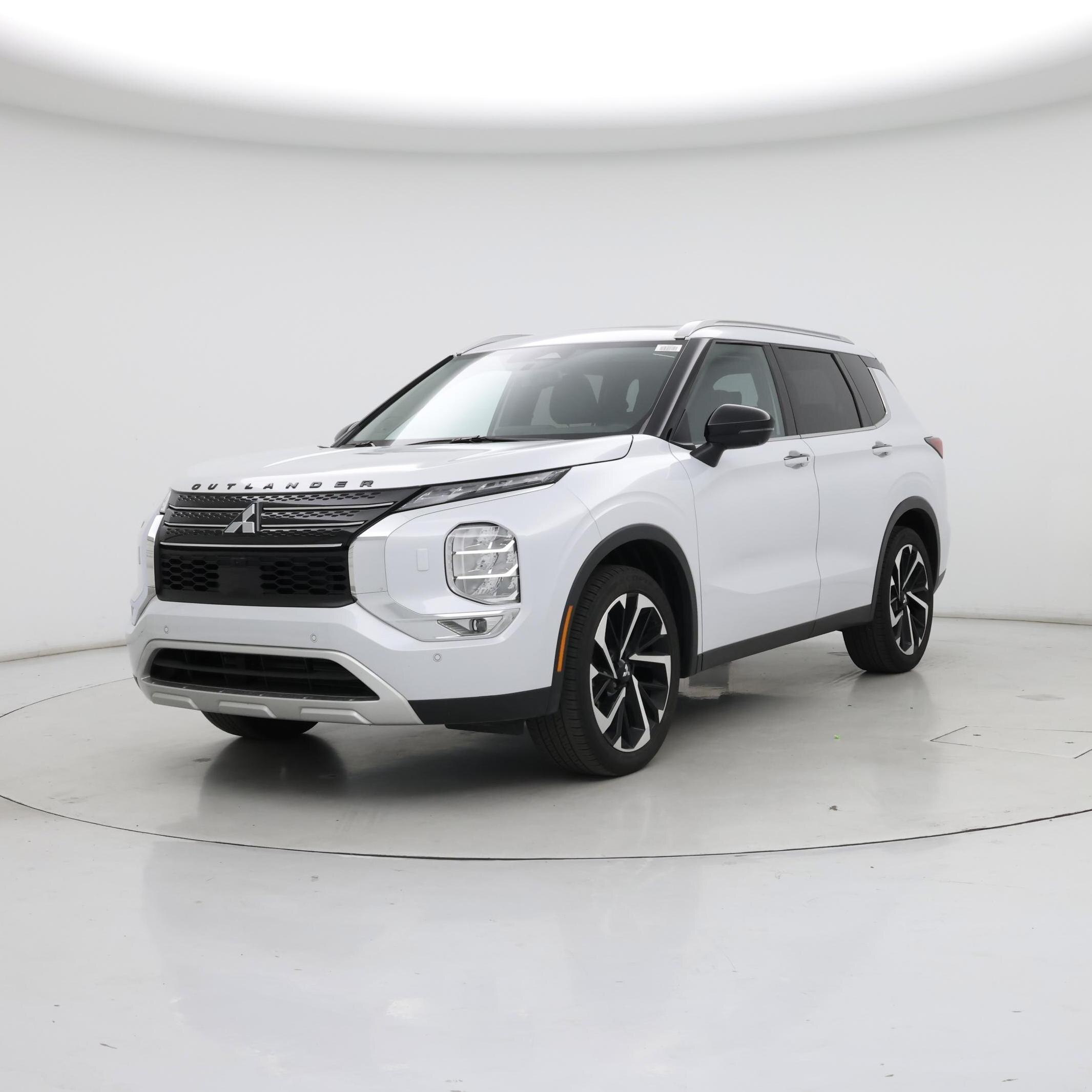 Thumbnail: 2024 Mitsubishi Outlander - 4