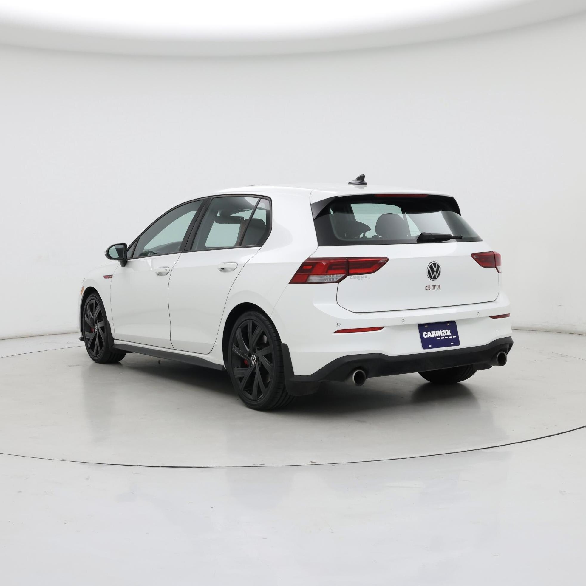 Thumbnail: 2022 Volkswagen Golf - 2