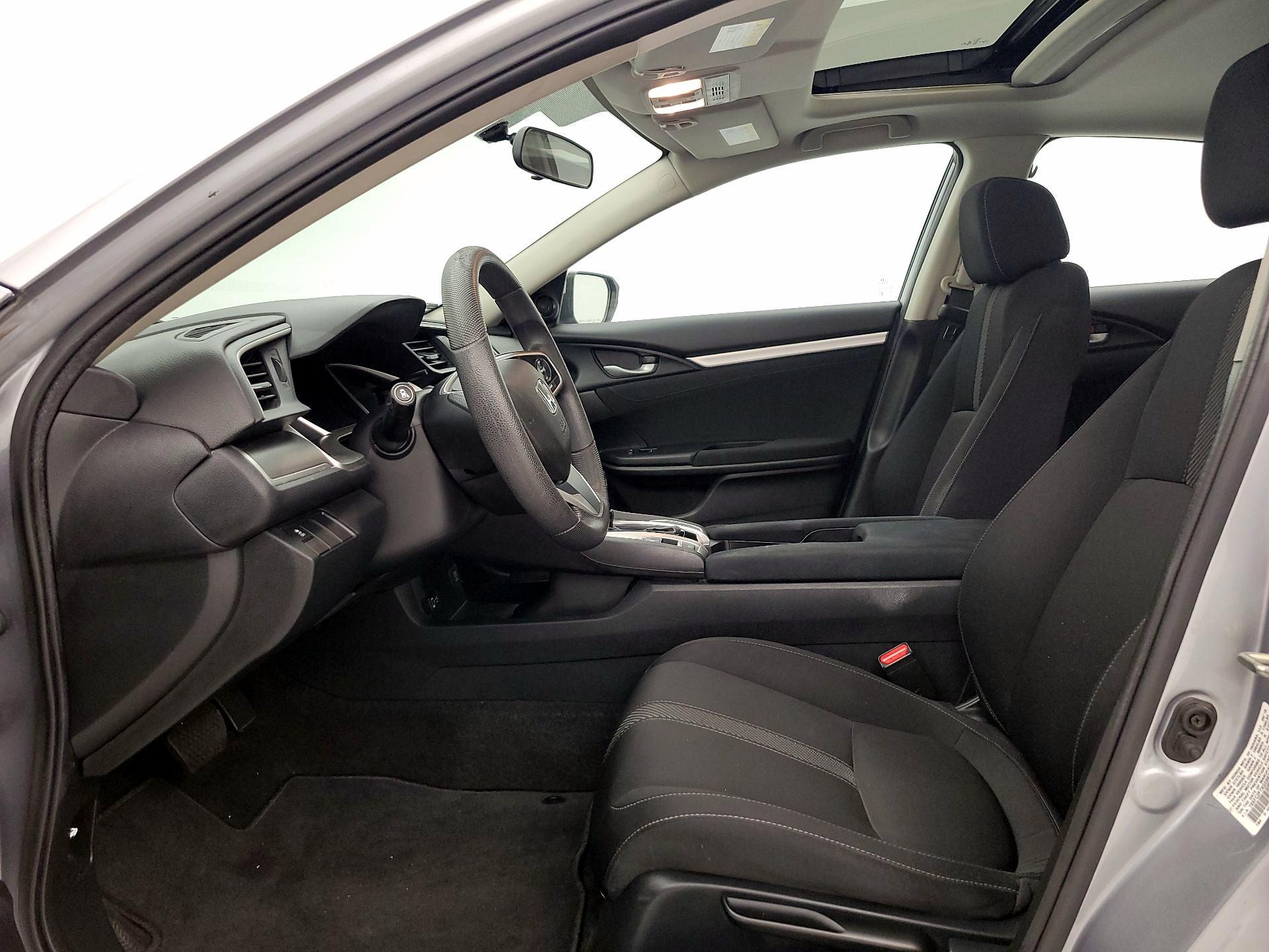 Thumbnail: 2016 Honda Civic - 11