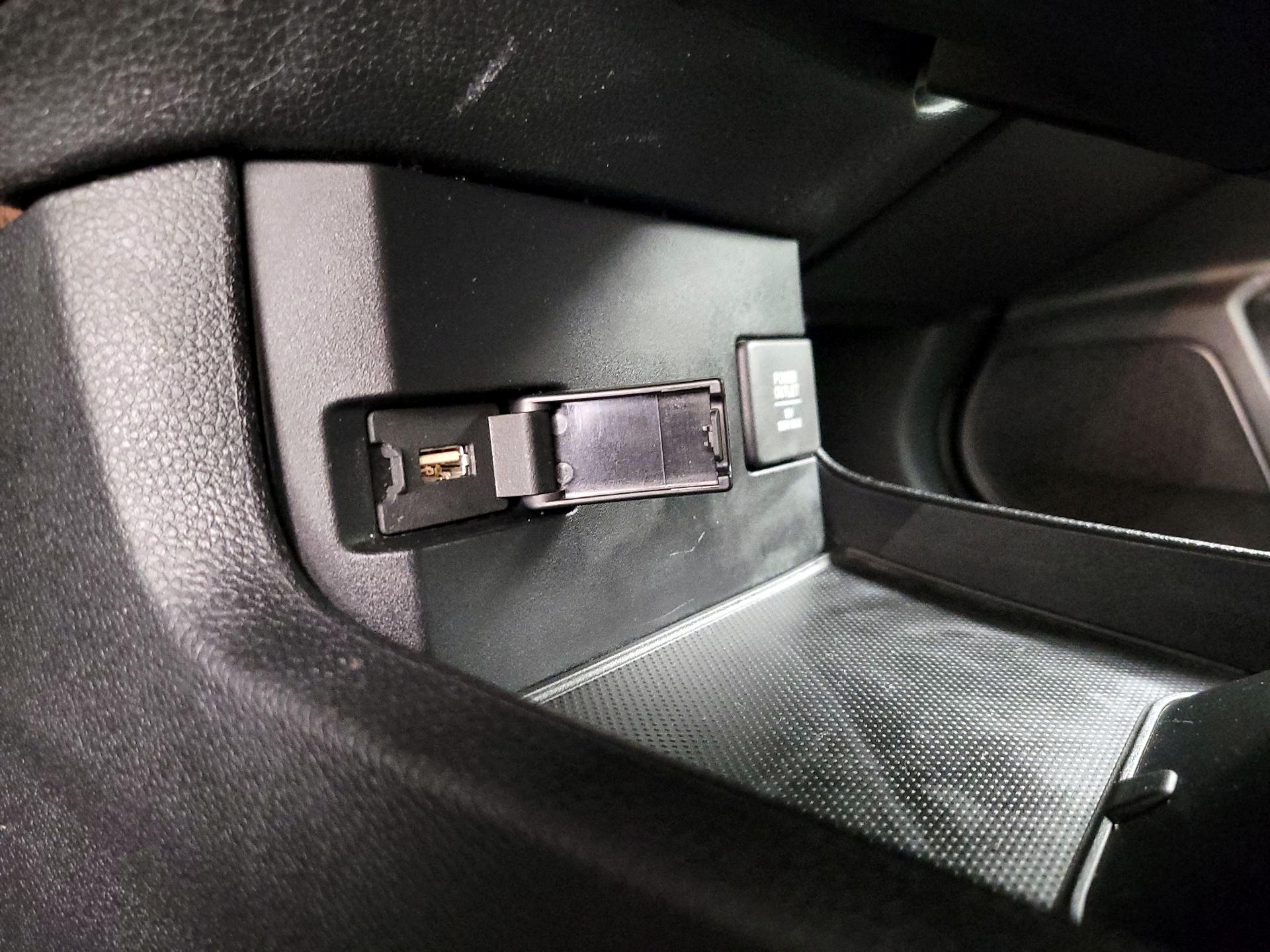 Thumbnail: 2016 Honda Civic - 18