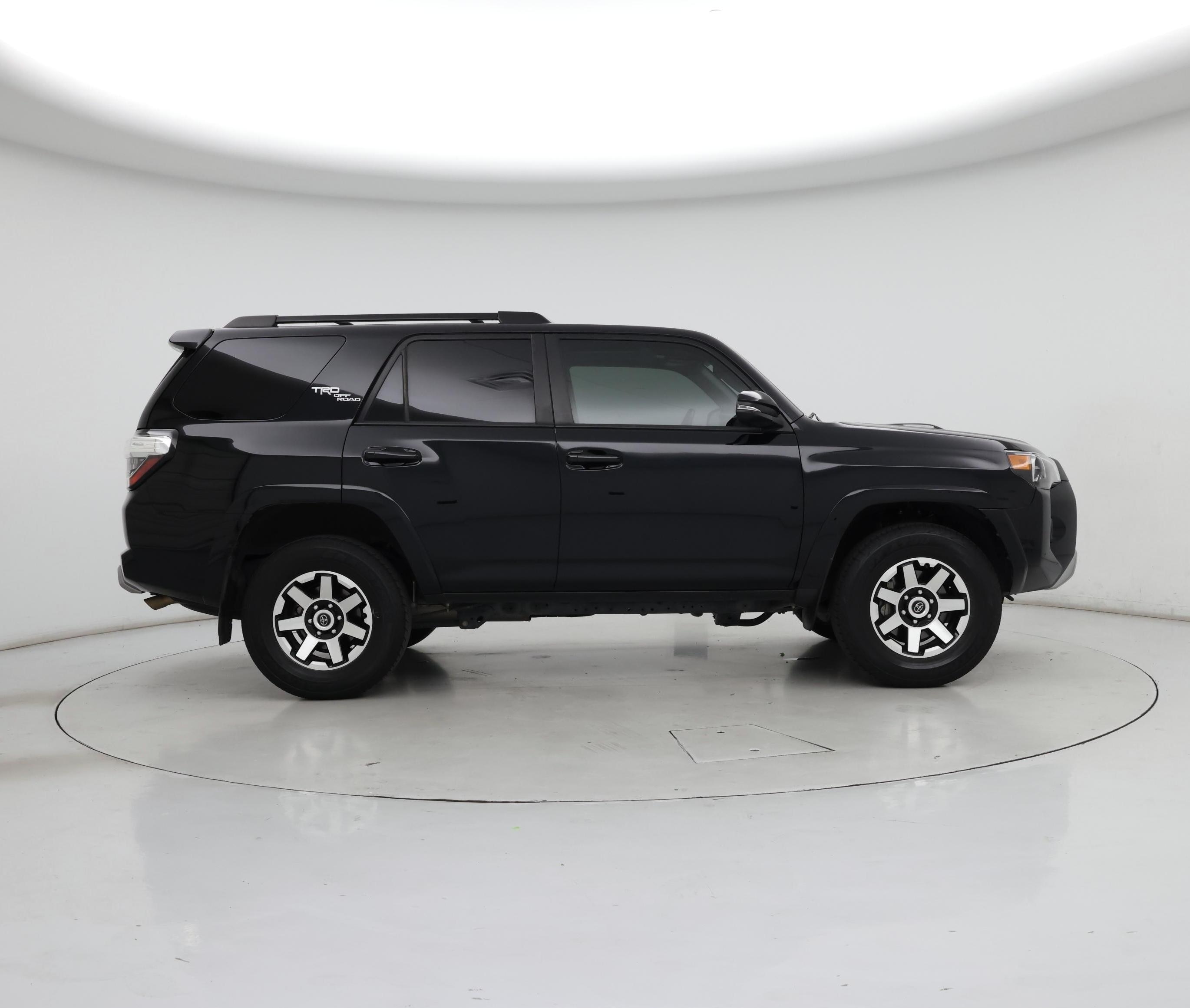 Thumbnail: 2023 Toyota 4Runner - 7