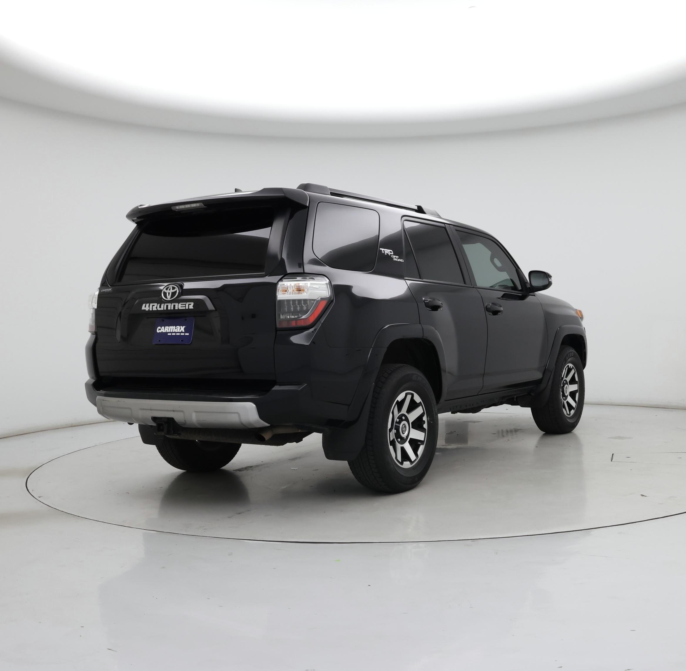 Thumbnail: 2023 Toyota 4Runner - 8