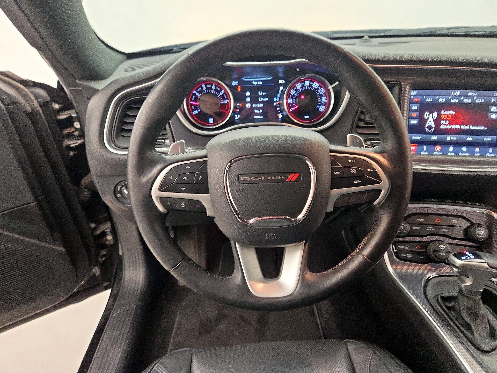 Thumbnail: 2018 Dodge Challenger - 10