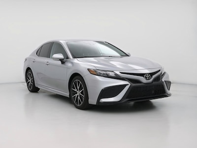 Silver 2023 Toyota Camry SE