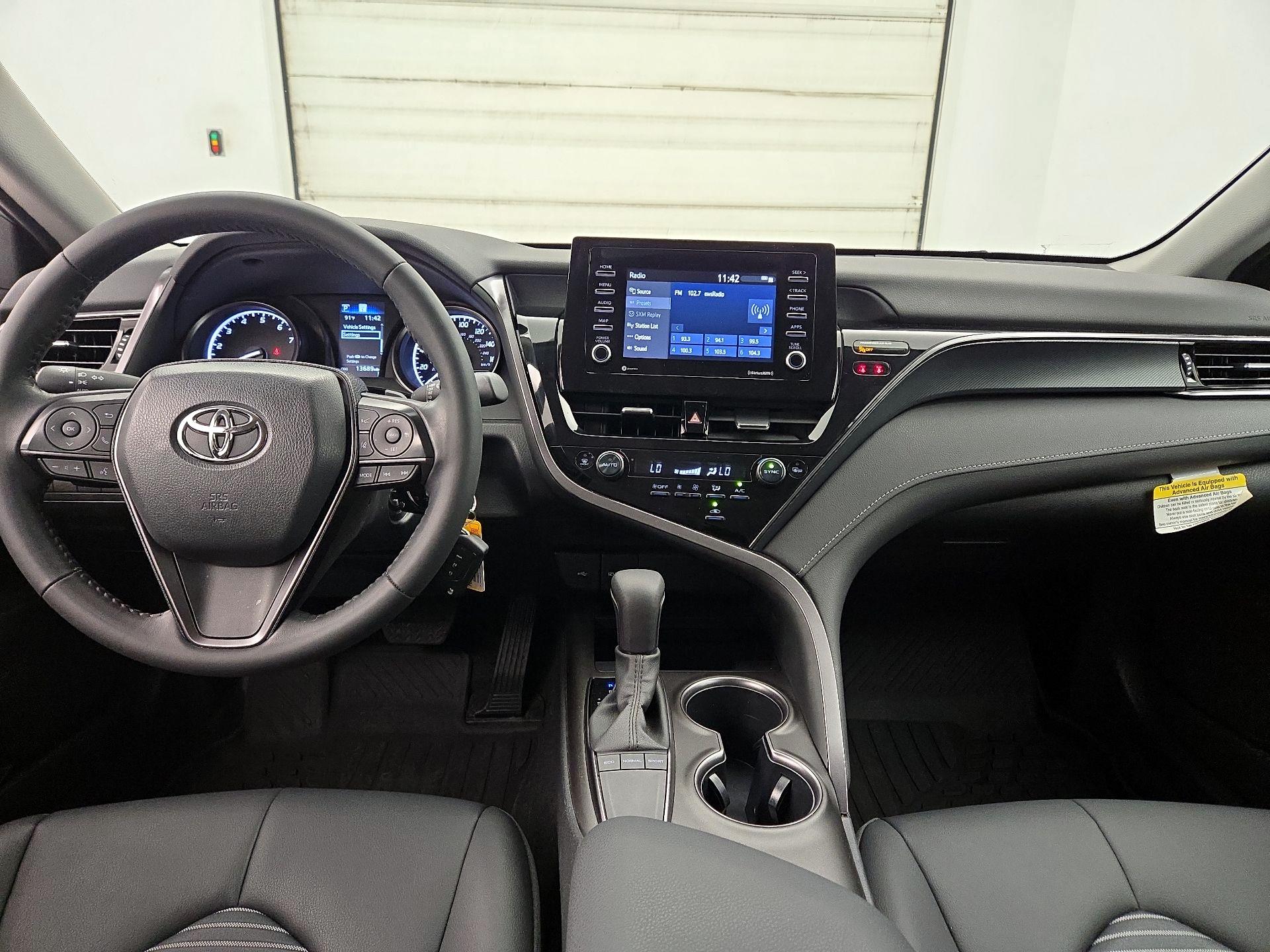 Thumbnail: 2023 Toyota Camry - 9
