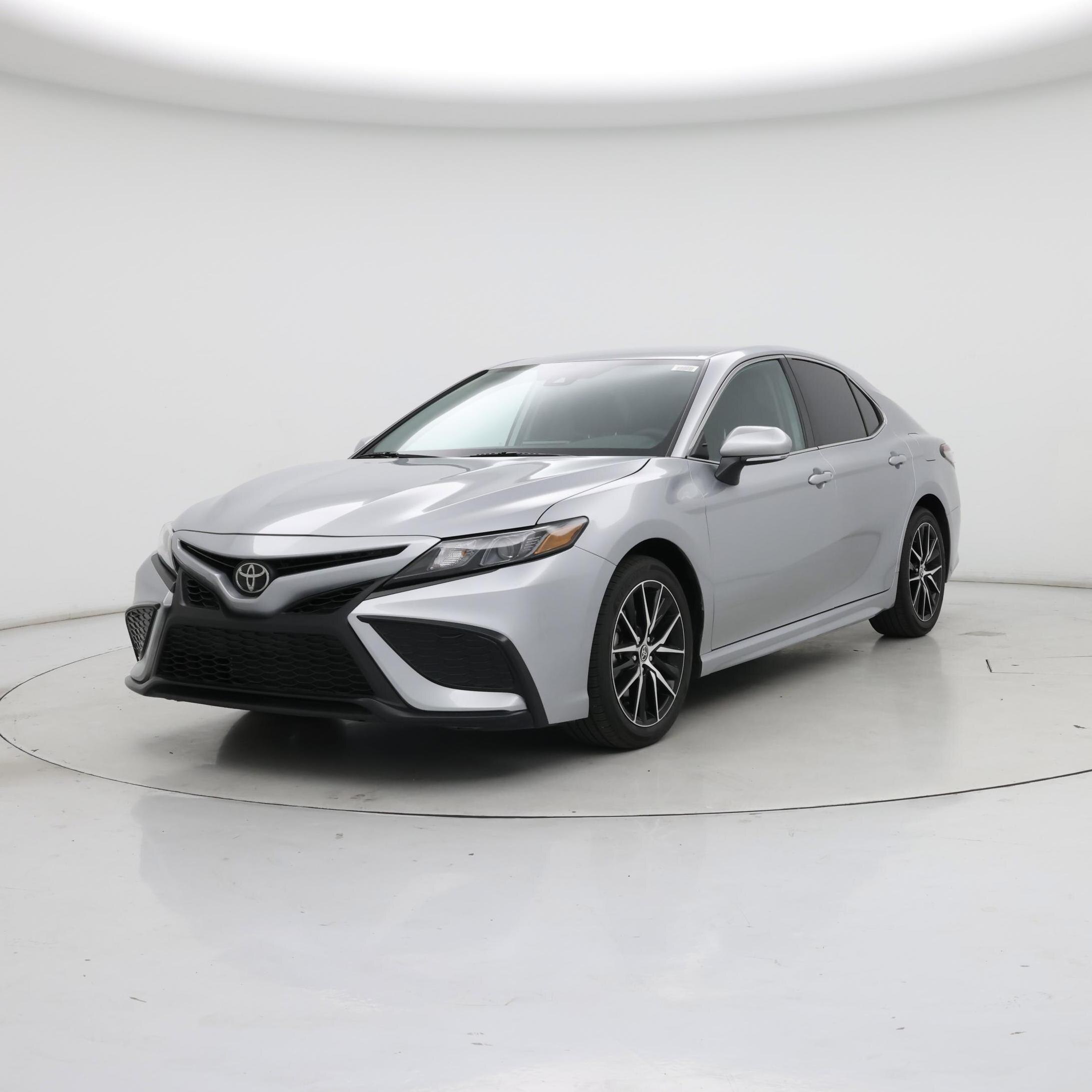 Thumbnail: 2023 Toyota Camry - 4