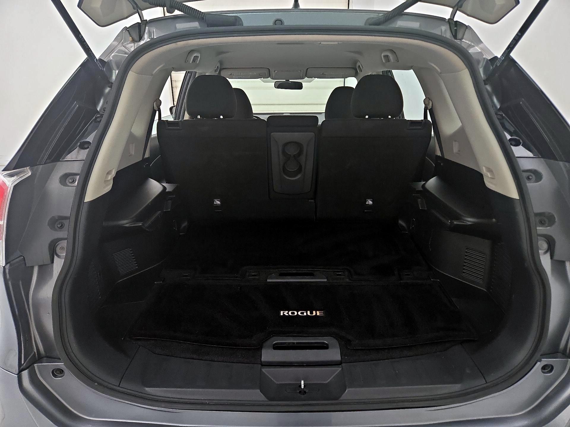 Thumbnail: 2015 Nissan Rogue - 20