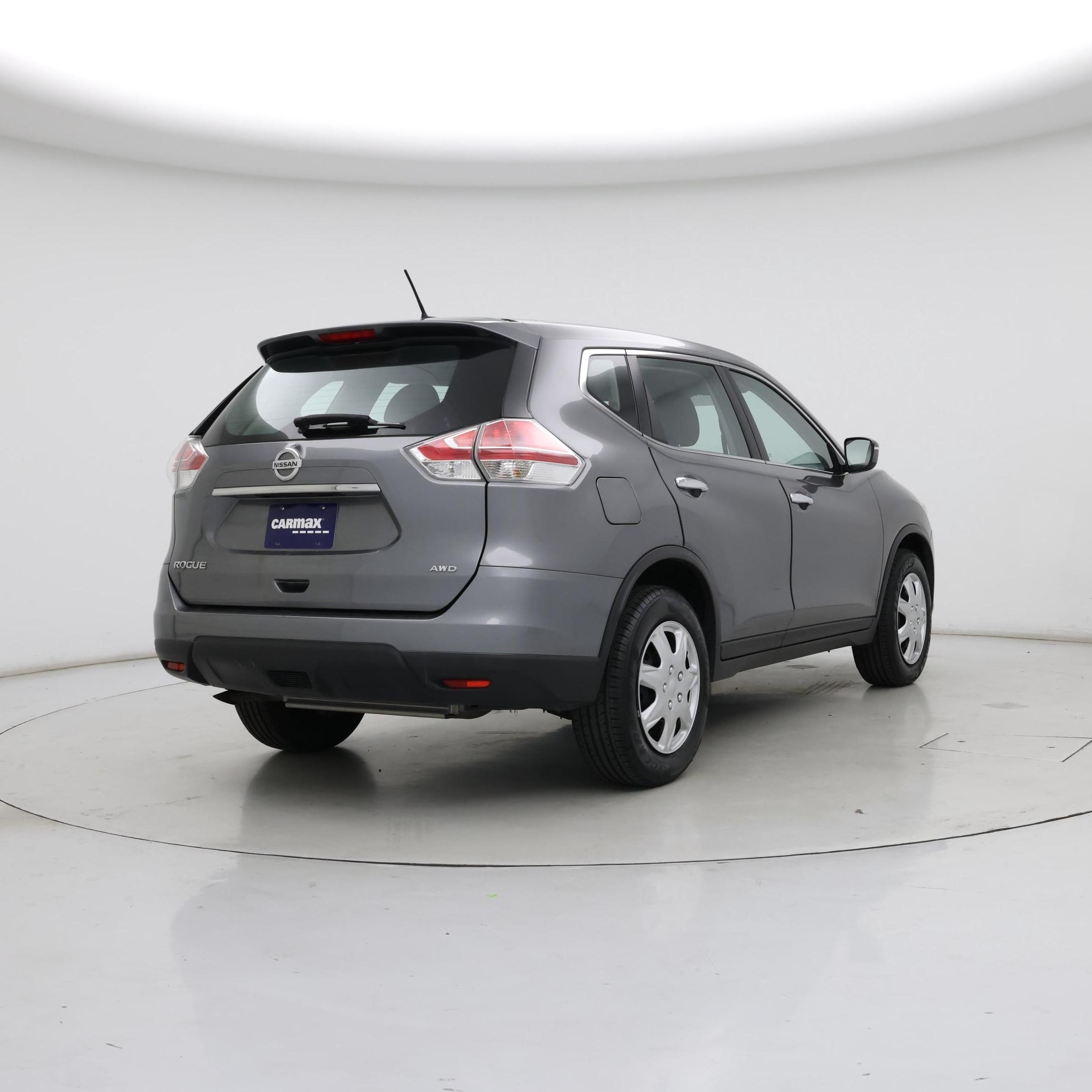 Thumbnail: 2015 Nissan Rogue - 8