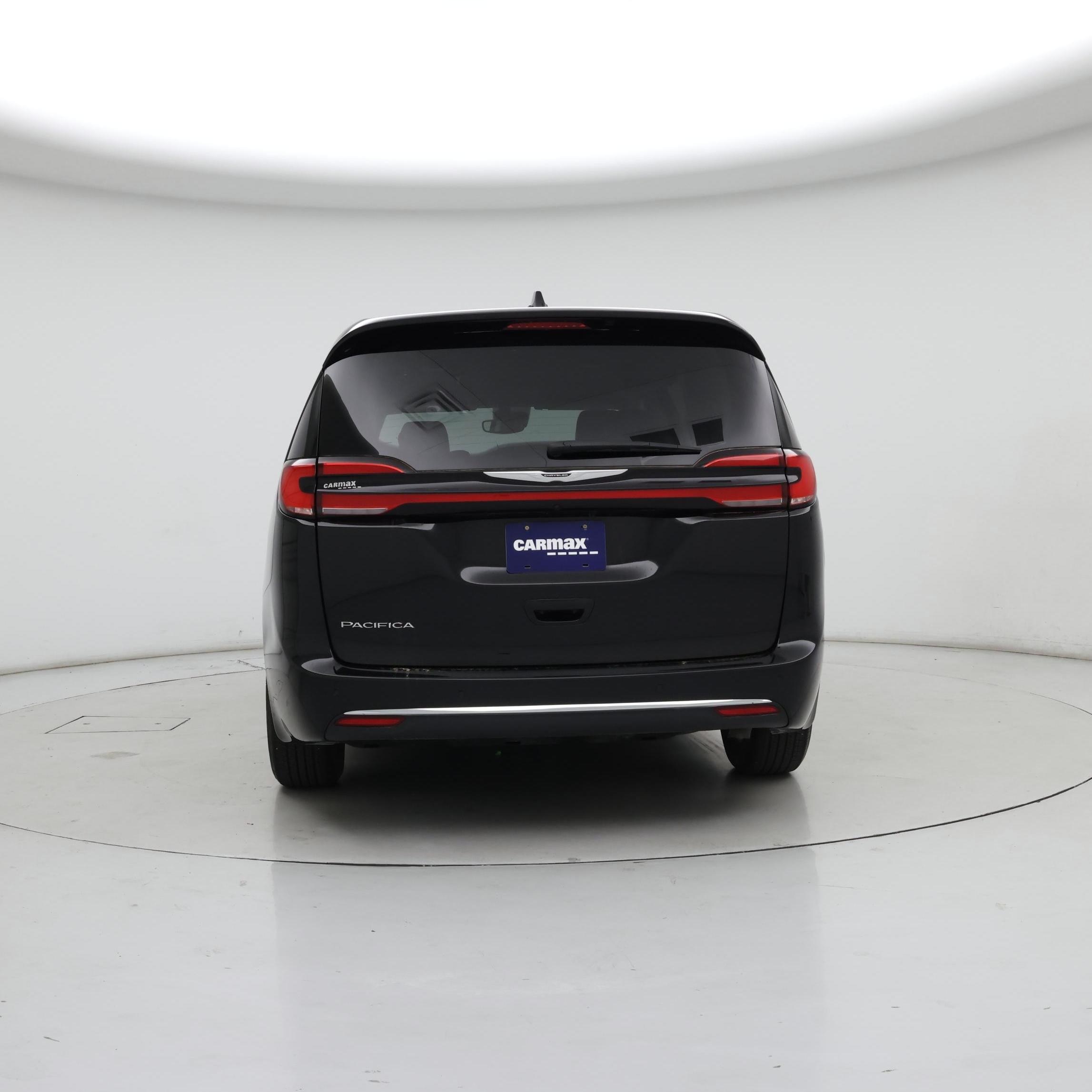 Thumbnail: 2024 Chrysler Pacifica - 6