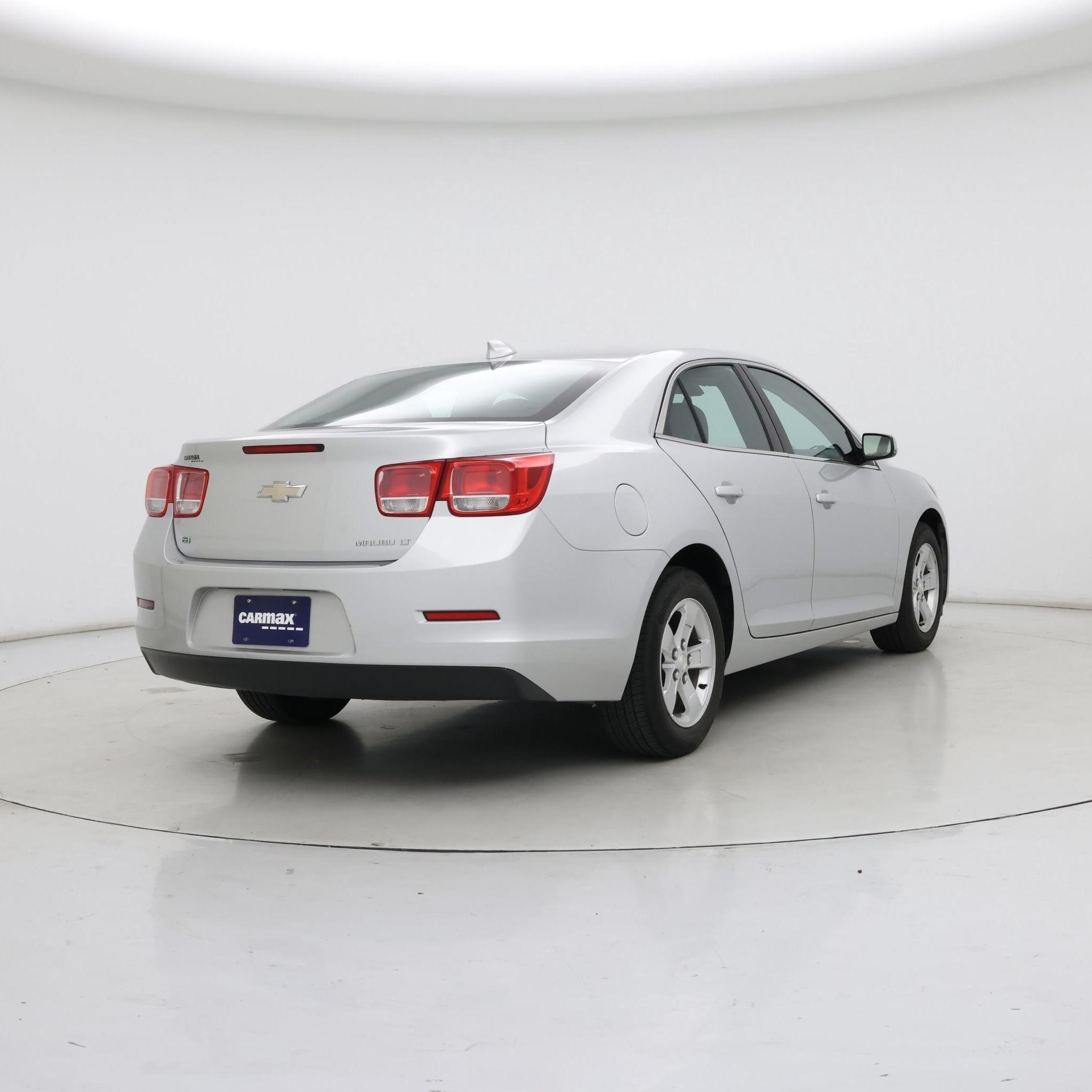 Thumbnail: 2016 Chevrolet Malibu - 8