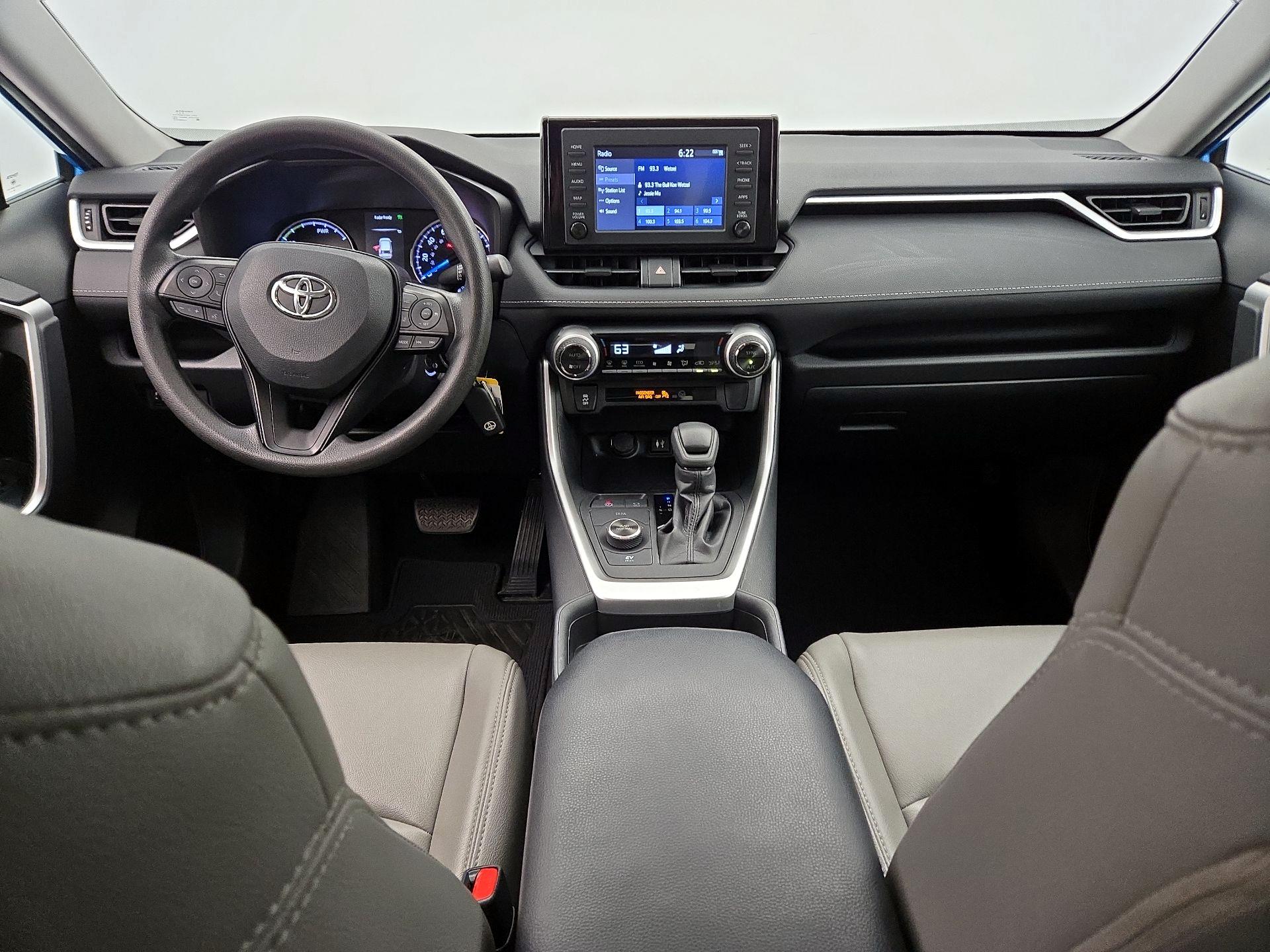 Thumbnail: 2019 Toyota RAV4 - 9