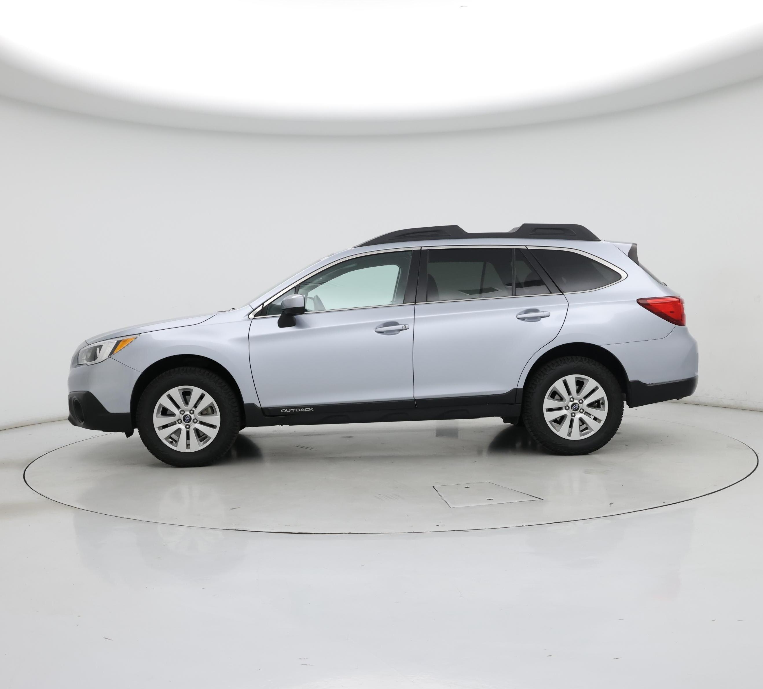 Thumbnail: 2017 Subaru Outback - 3