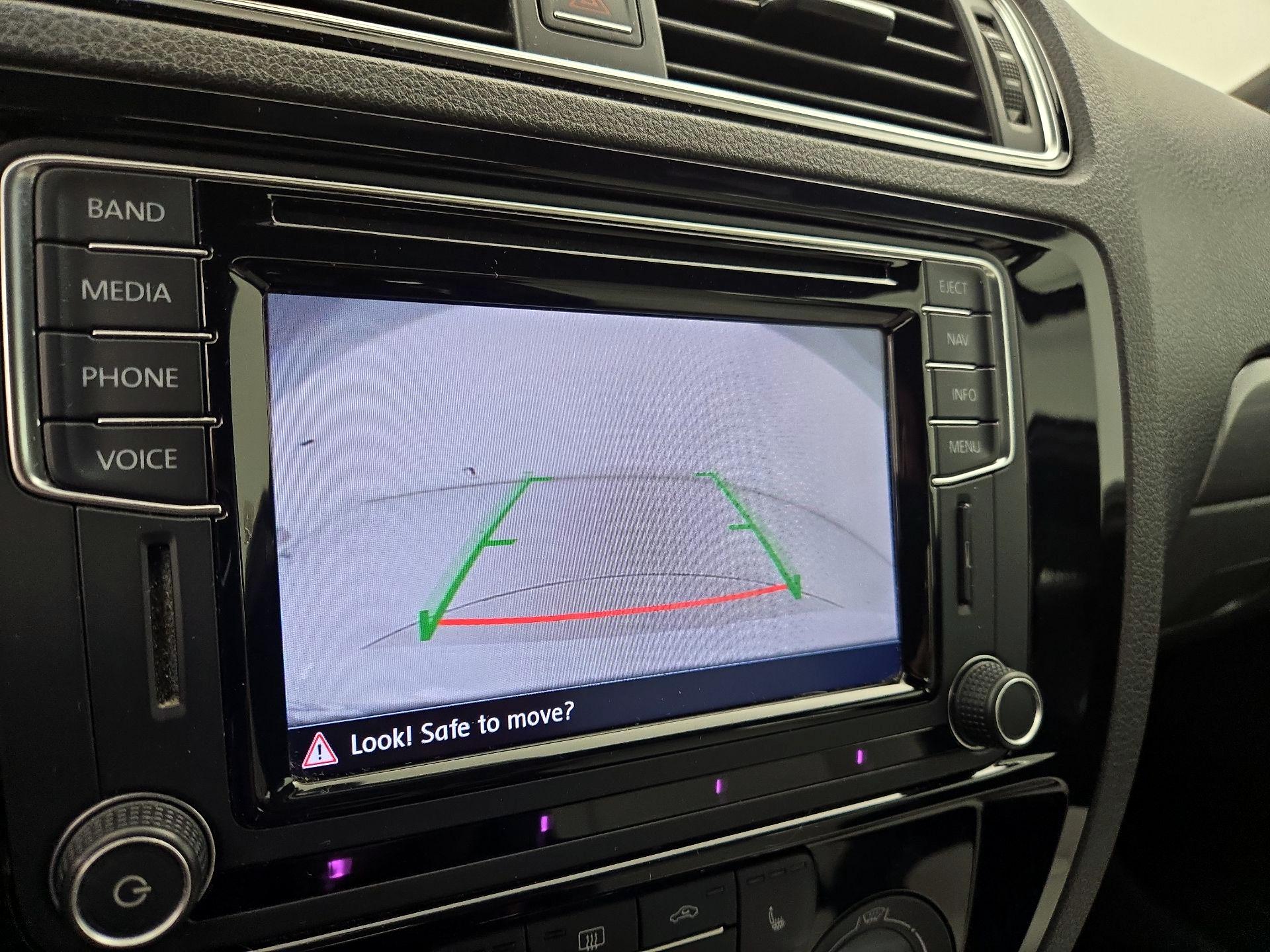 Thumbnail: 2016 Volkswagen Jetta - 15