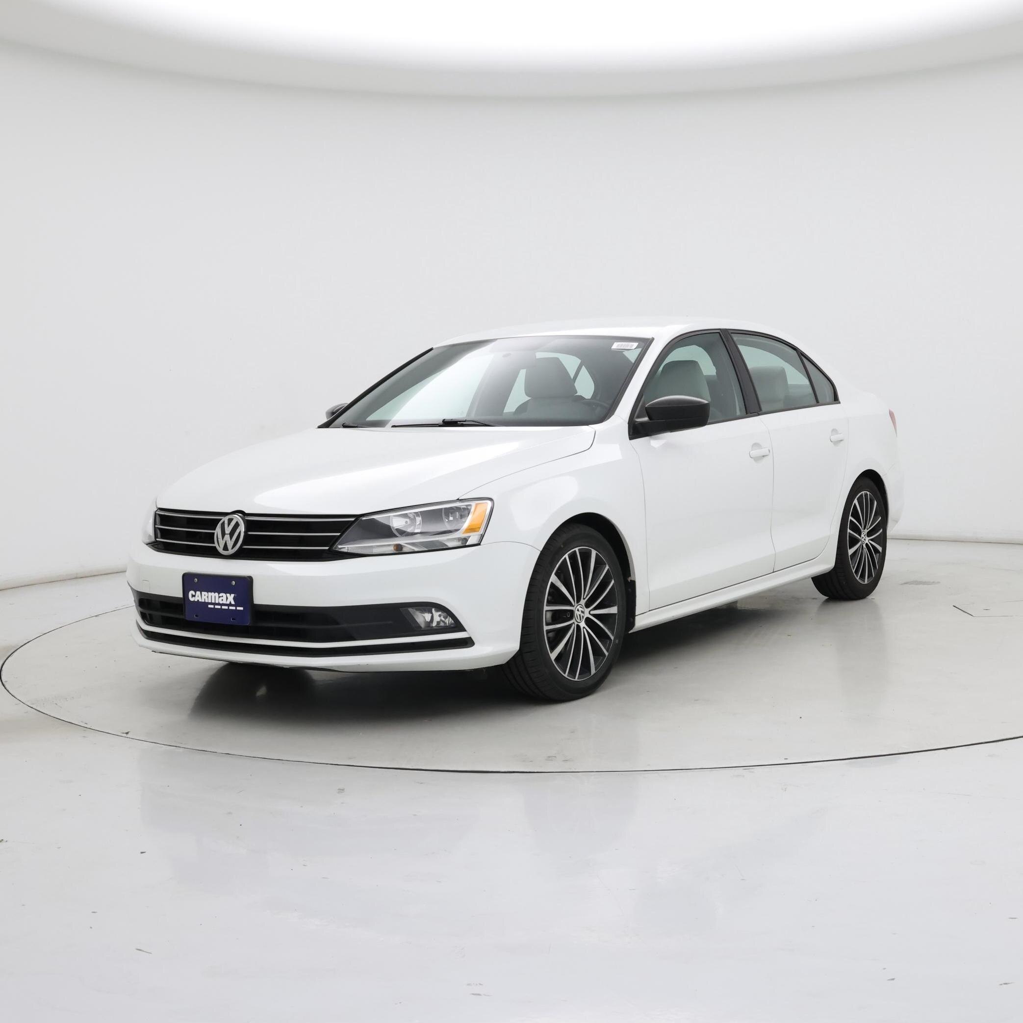 Thumbnail: 2016 Volkswagen Jetta - 4