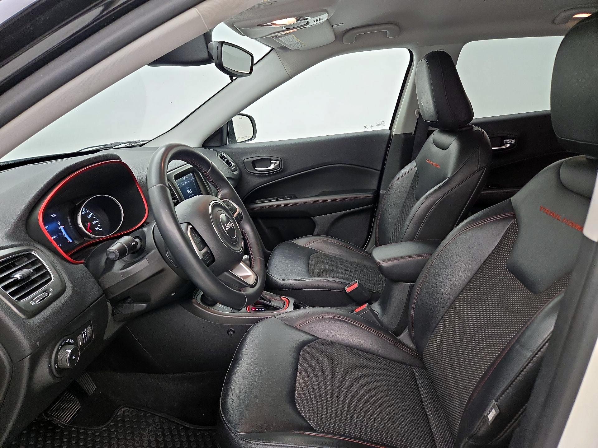 Thumbnail: 2018 Jeep Compass - 11