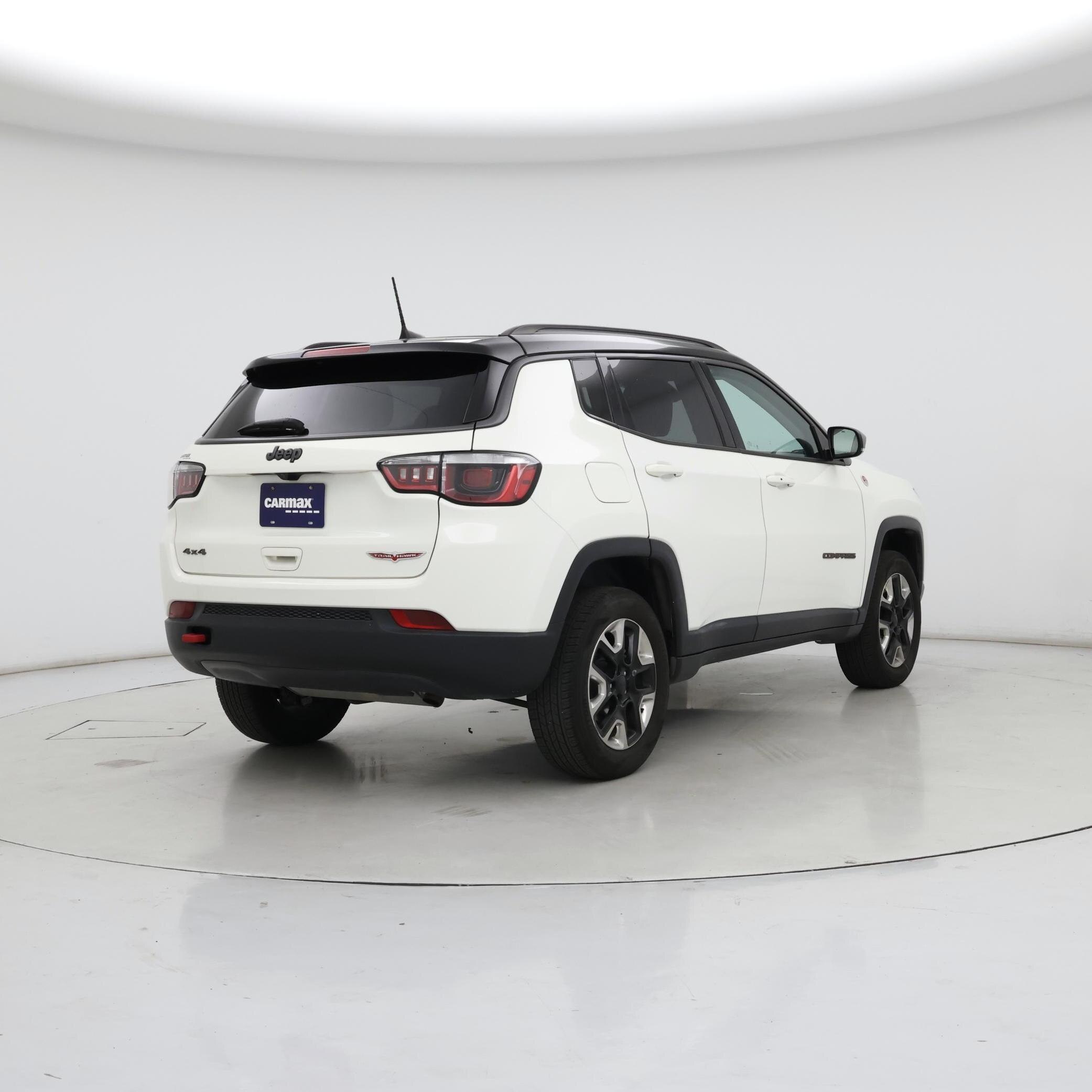 Thumbnail: 2018 Jeep Compass - 8