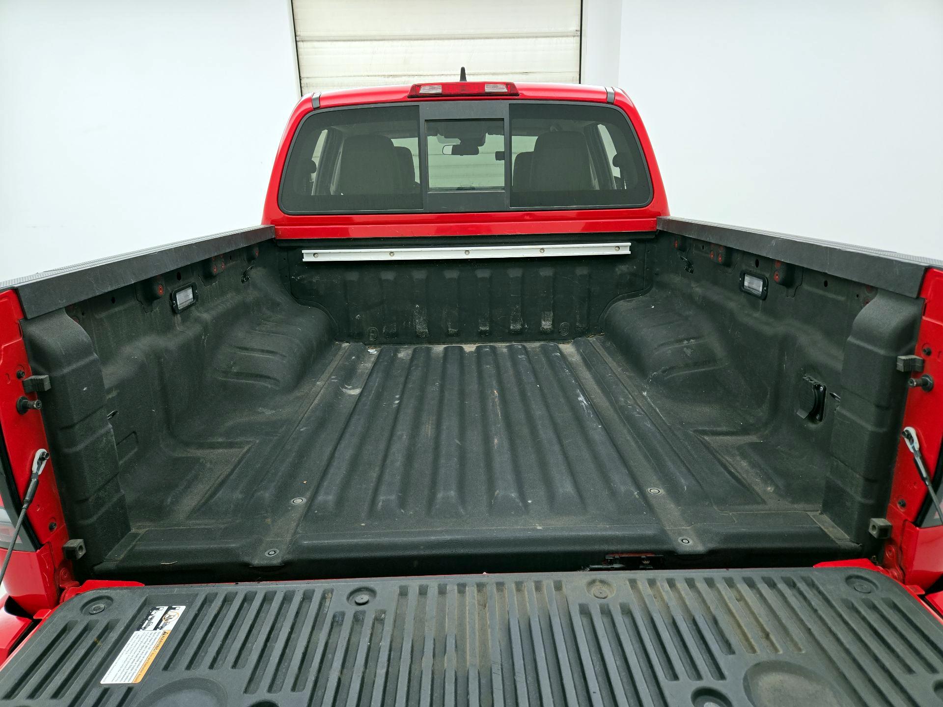 Thumbnail: 2022 Nissan Frontier - 20