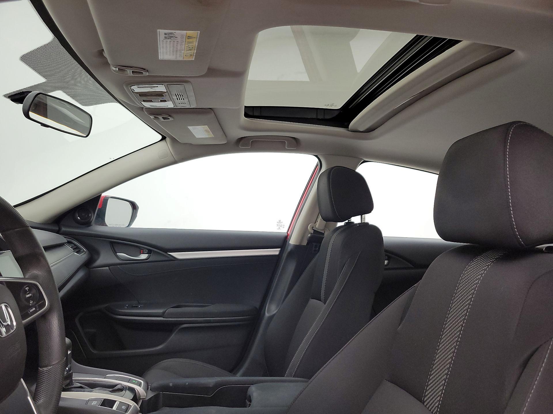 Thumbnail: 2016 Honda Civic - 18