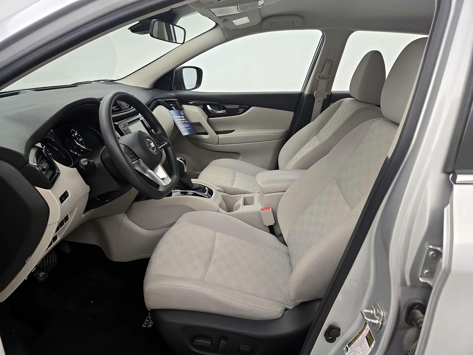 Thumbnail: 2019 Nissan Rogue Sport - 11
