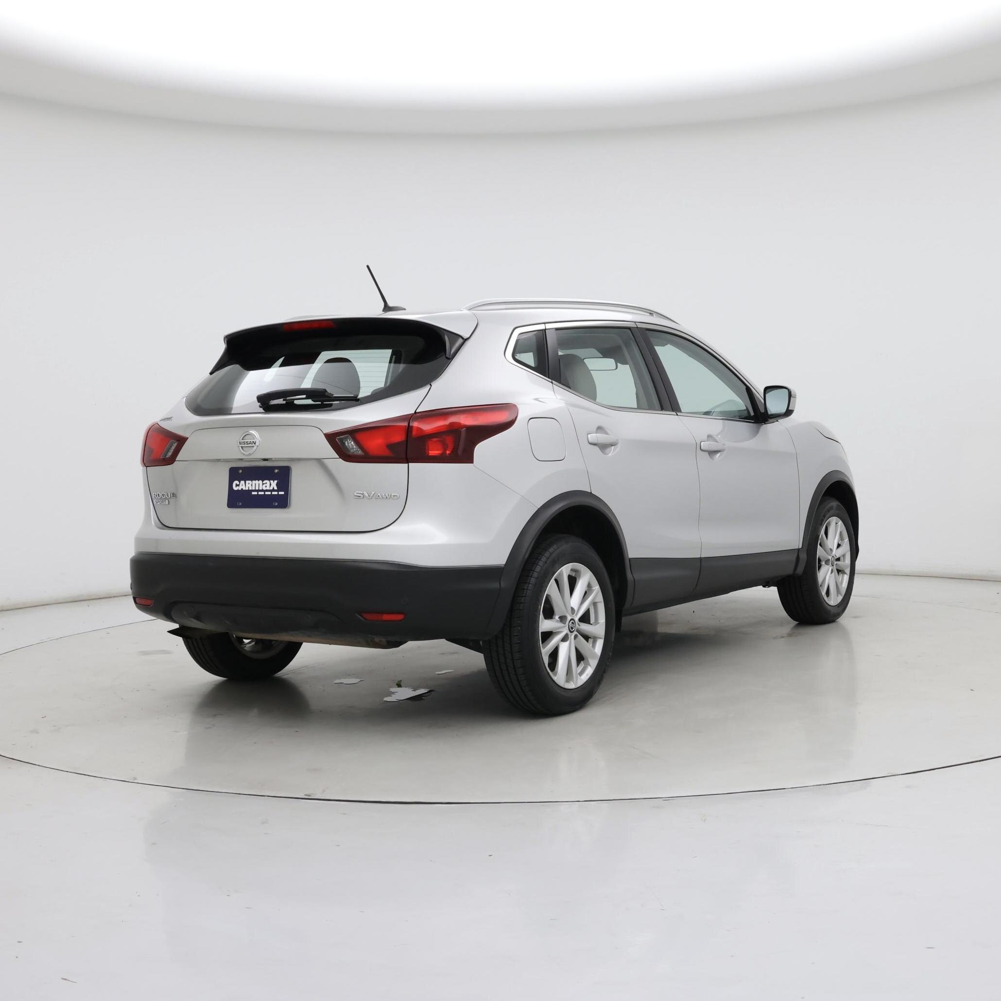 Thumbnail: 2019 Nissan Rogue Sport - 8