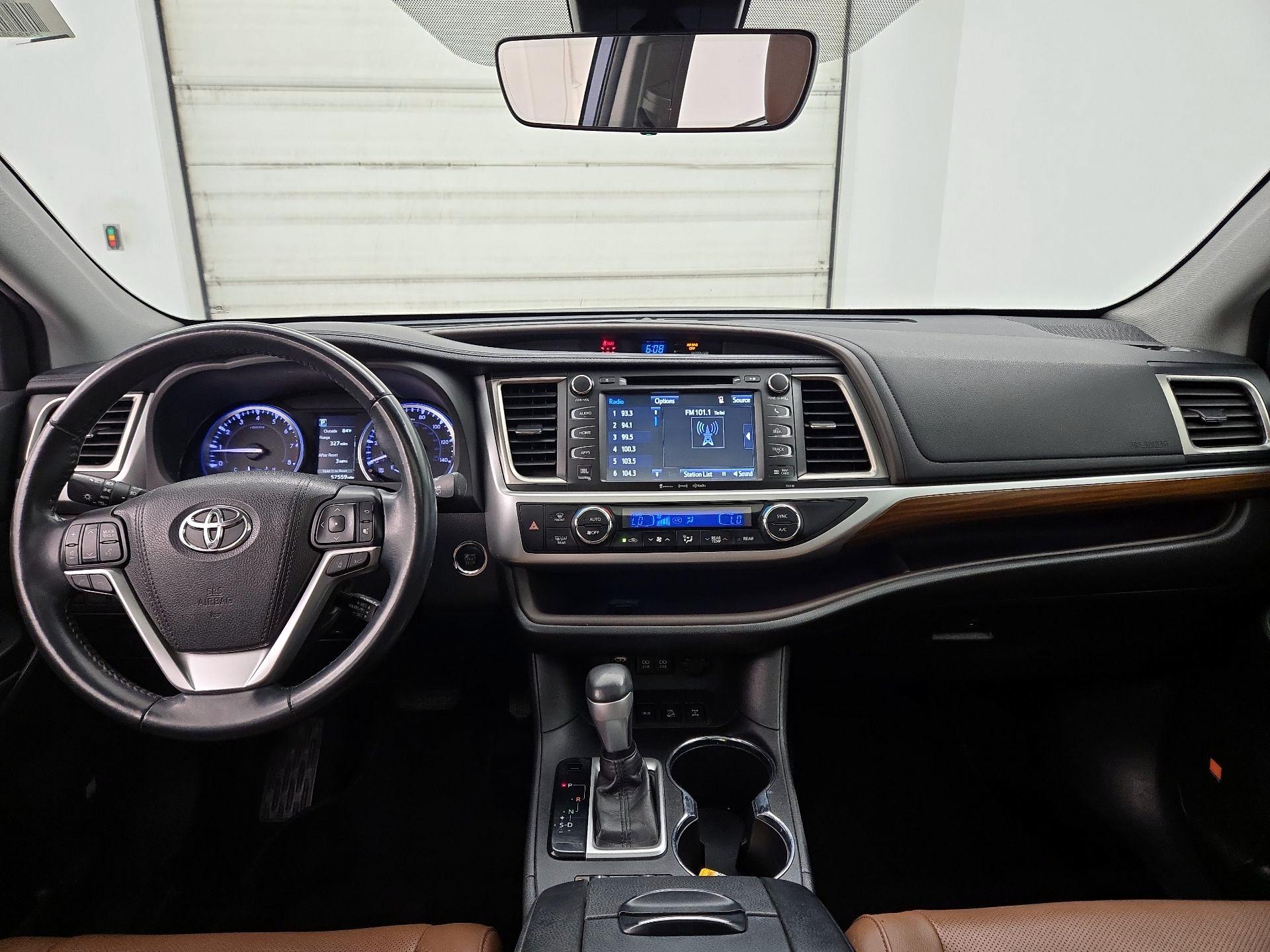 Thumbnail: 2018 Toyota Highlander - 9