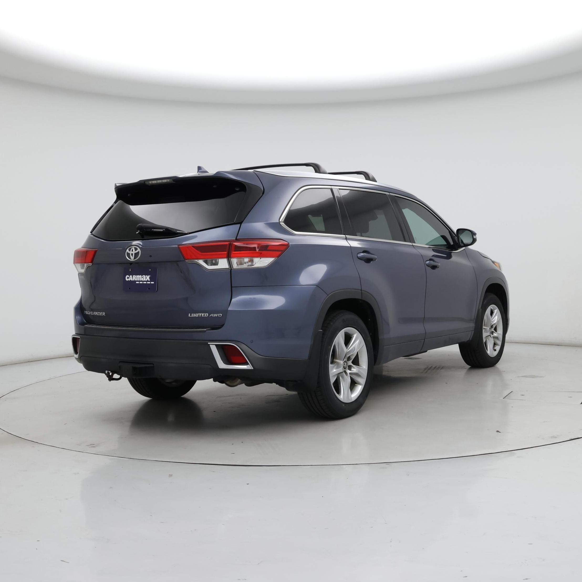Thumbnail: 2018 Toyota Highlander - 8