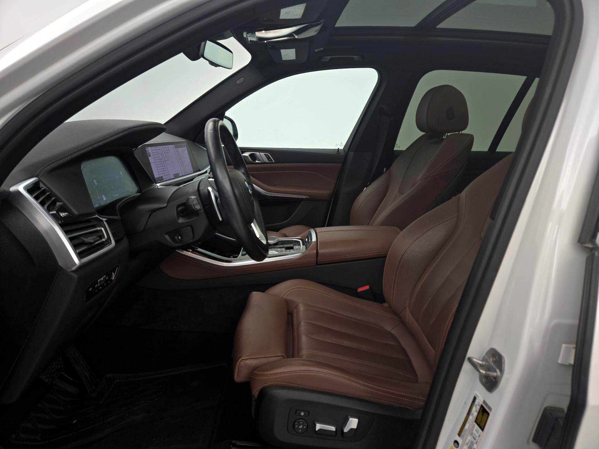 Thumbnail: 2020 BMW X5 - 11