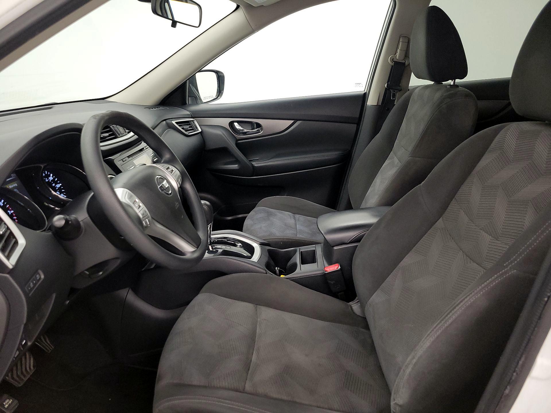 Thumbnail: 2016 Nissan Rogue - 11