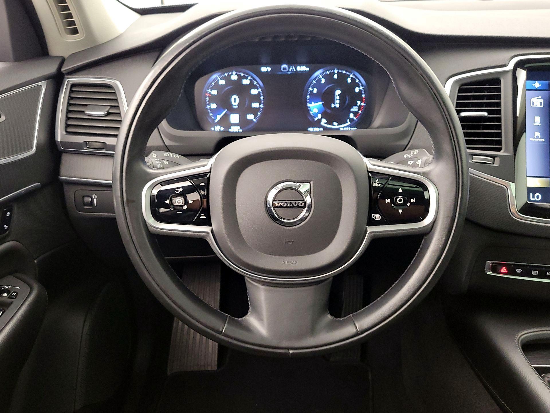 Thumbnail: 2020 Volvo XC90 - 10