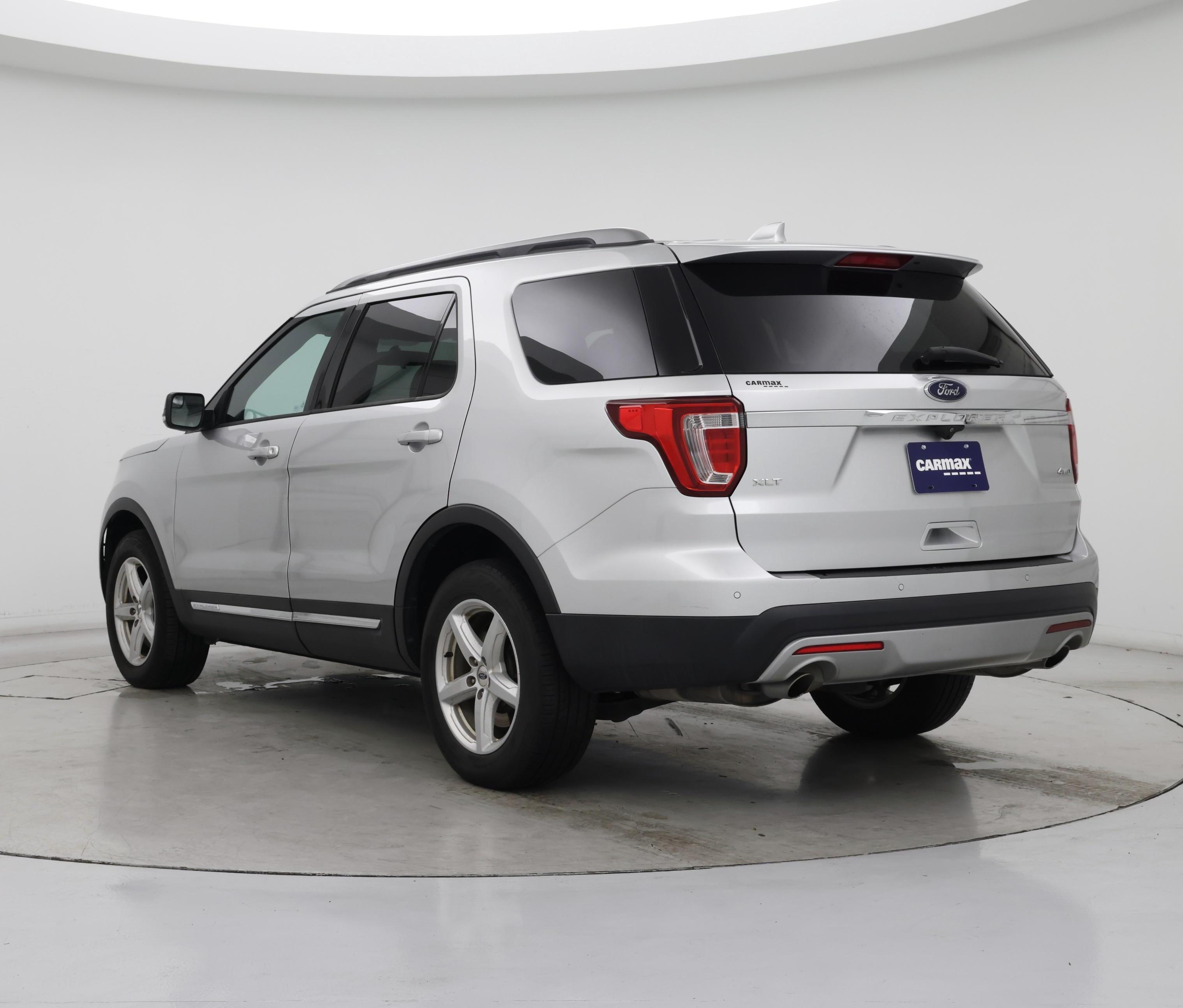 Thumbnail: 2017 Ford Explorer - 2