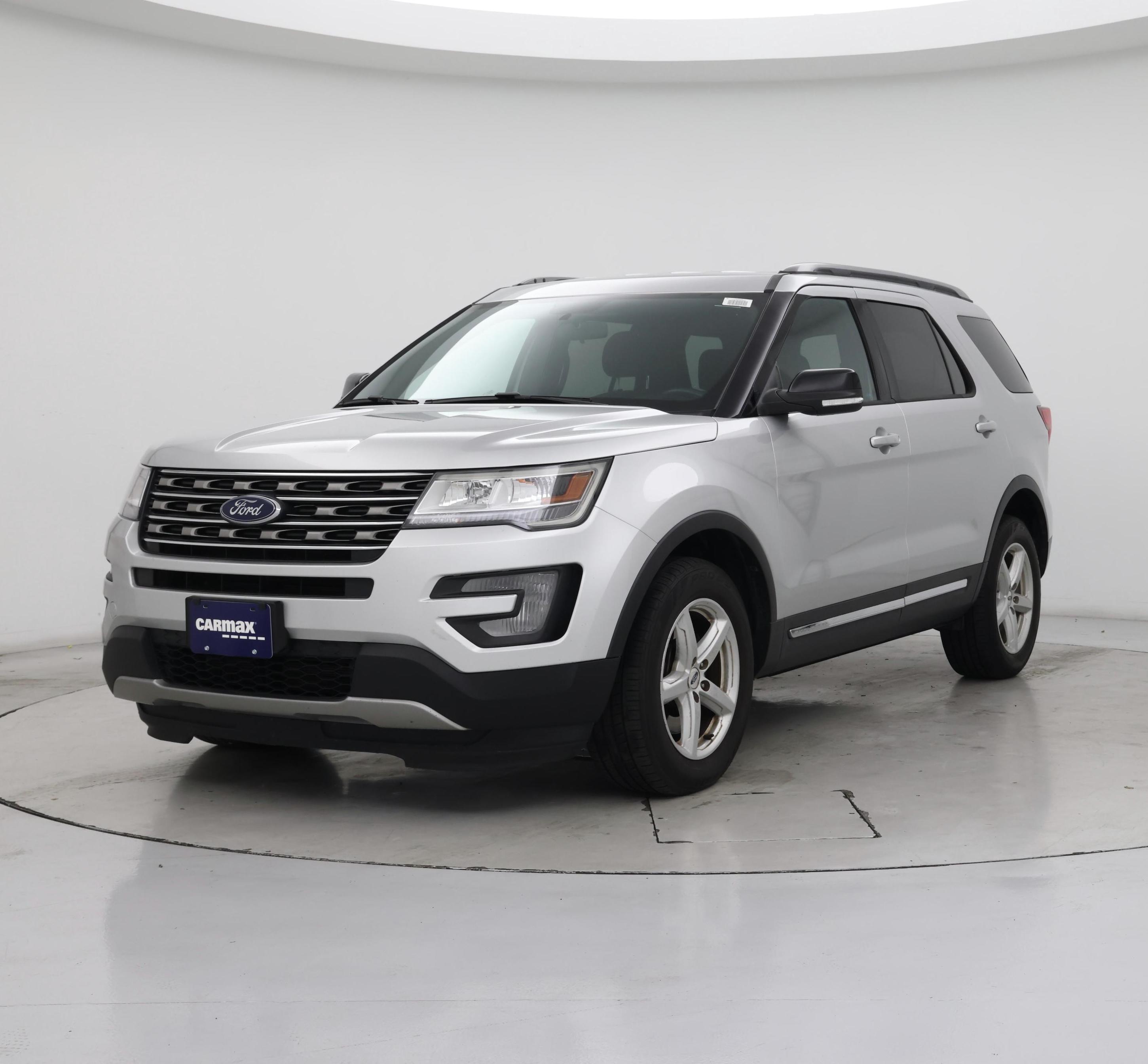 Thumbnail: 2017 Ford Explorer - 4