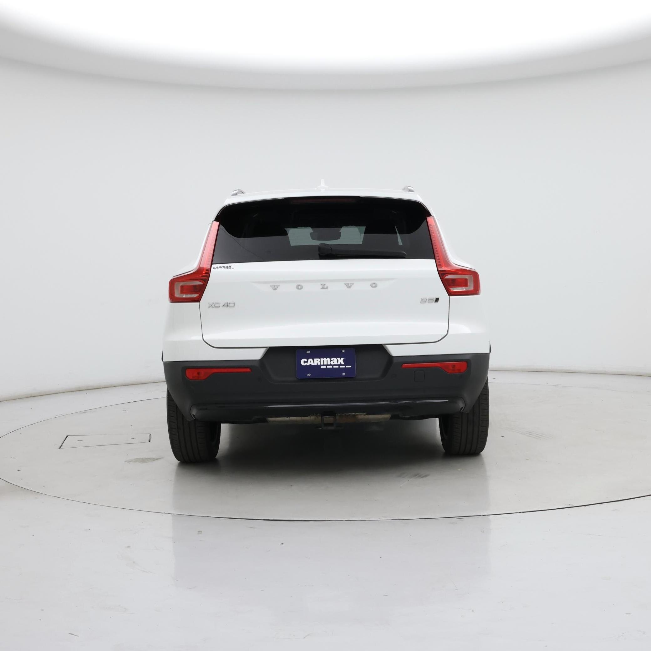 Thumbnail: 2023 Volvo XC40 - 6