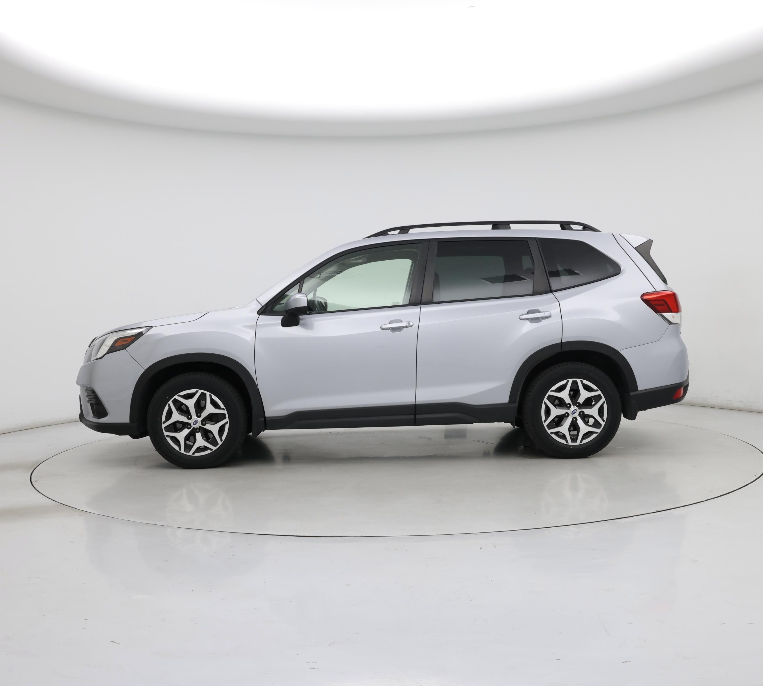 Thumbnail: 2022 Subaru Forester - 3