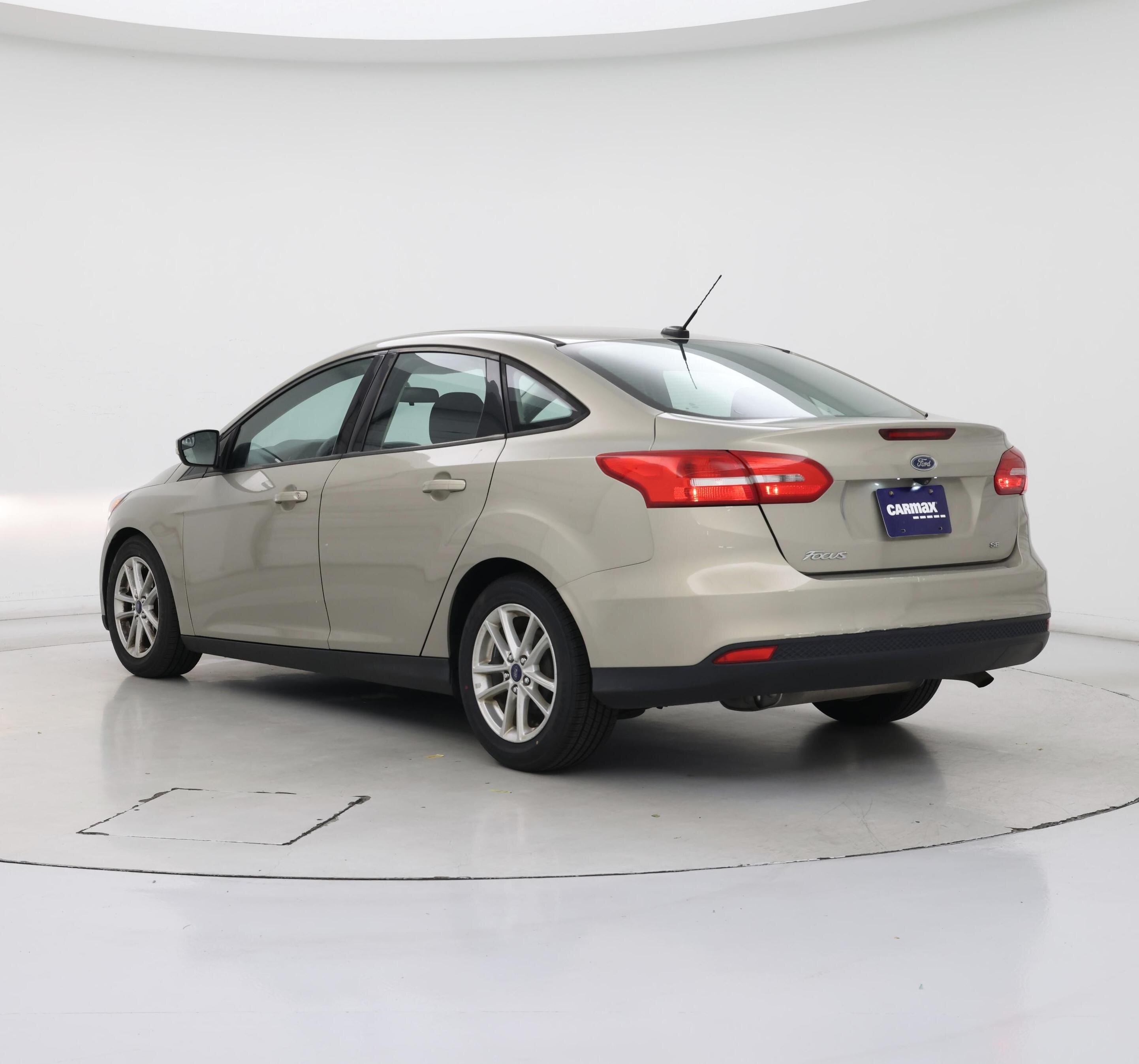 Thumbnail: 2015 Ford Focus - 2
