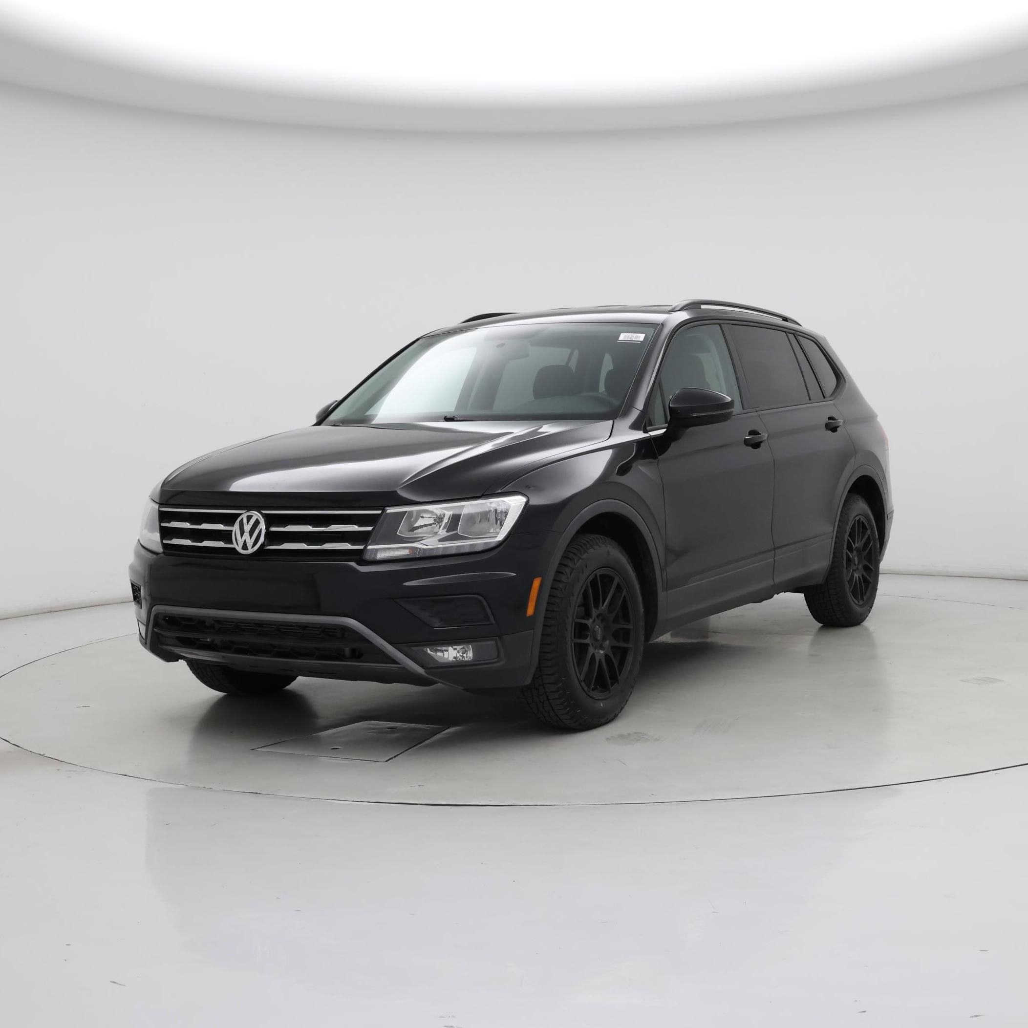 Thumbnail: 2018 Volkswagen Tiguan - 4